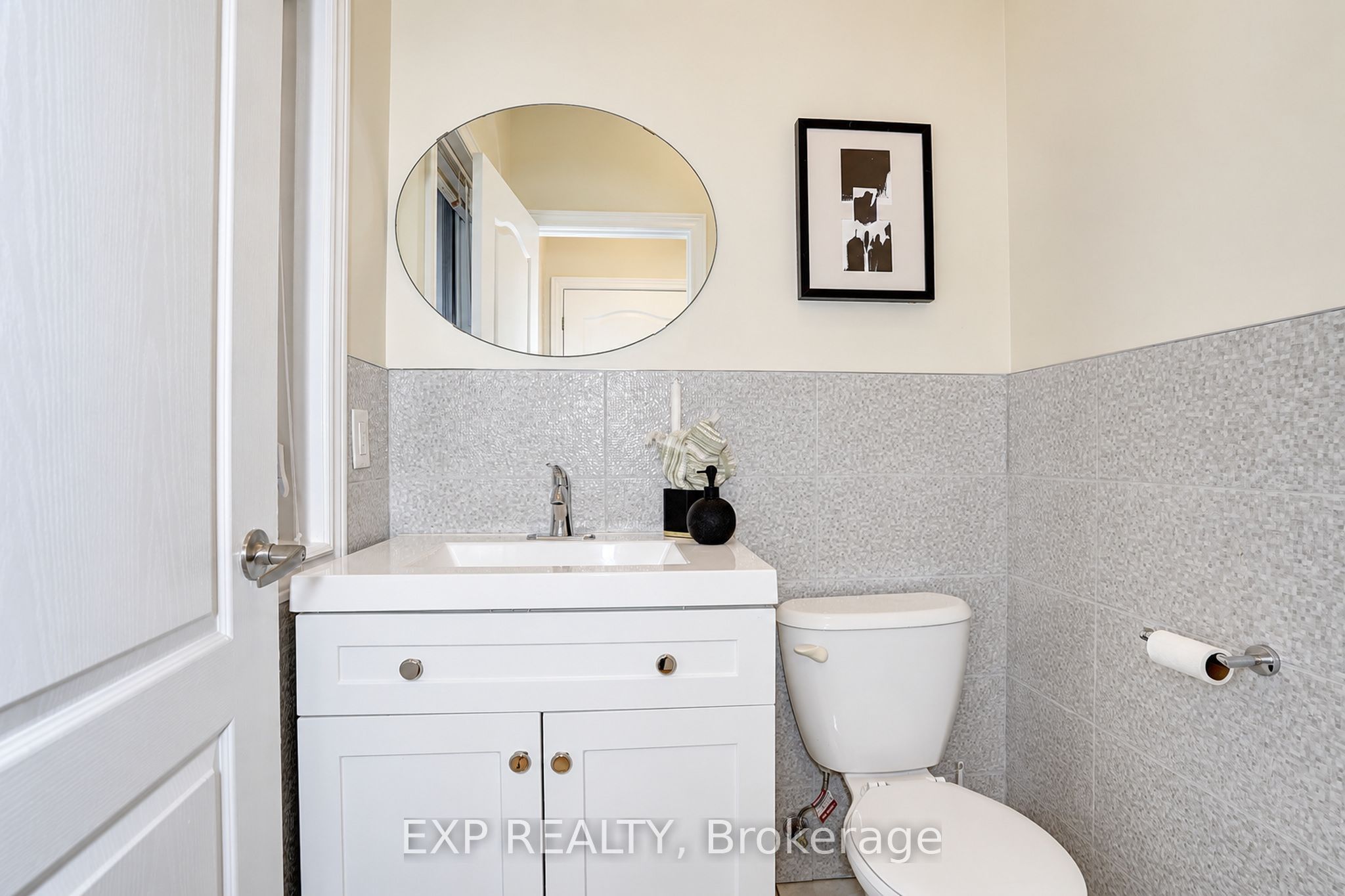 240 Aspenwood Drive Property Photo 18