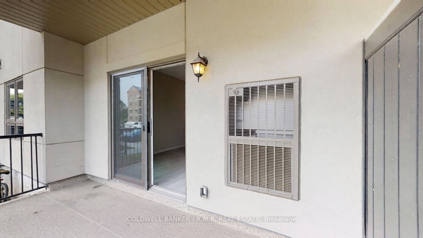 157 Wellington Street E 103 Property Photo 20