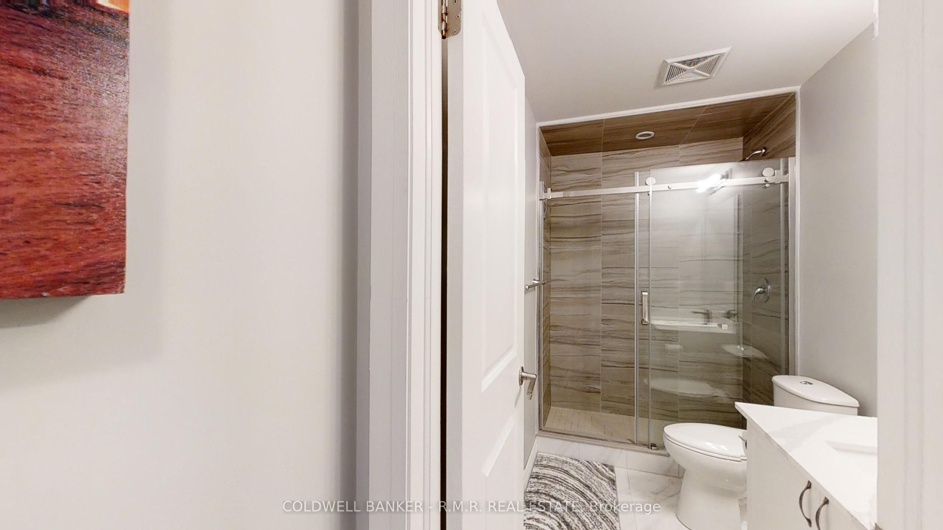 157 Wellington Street E 103 Property Photo 33