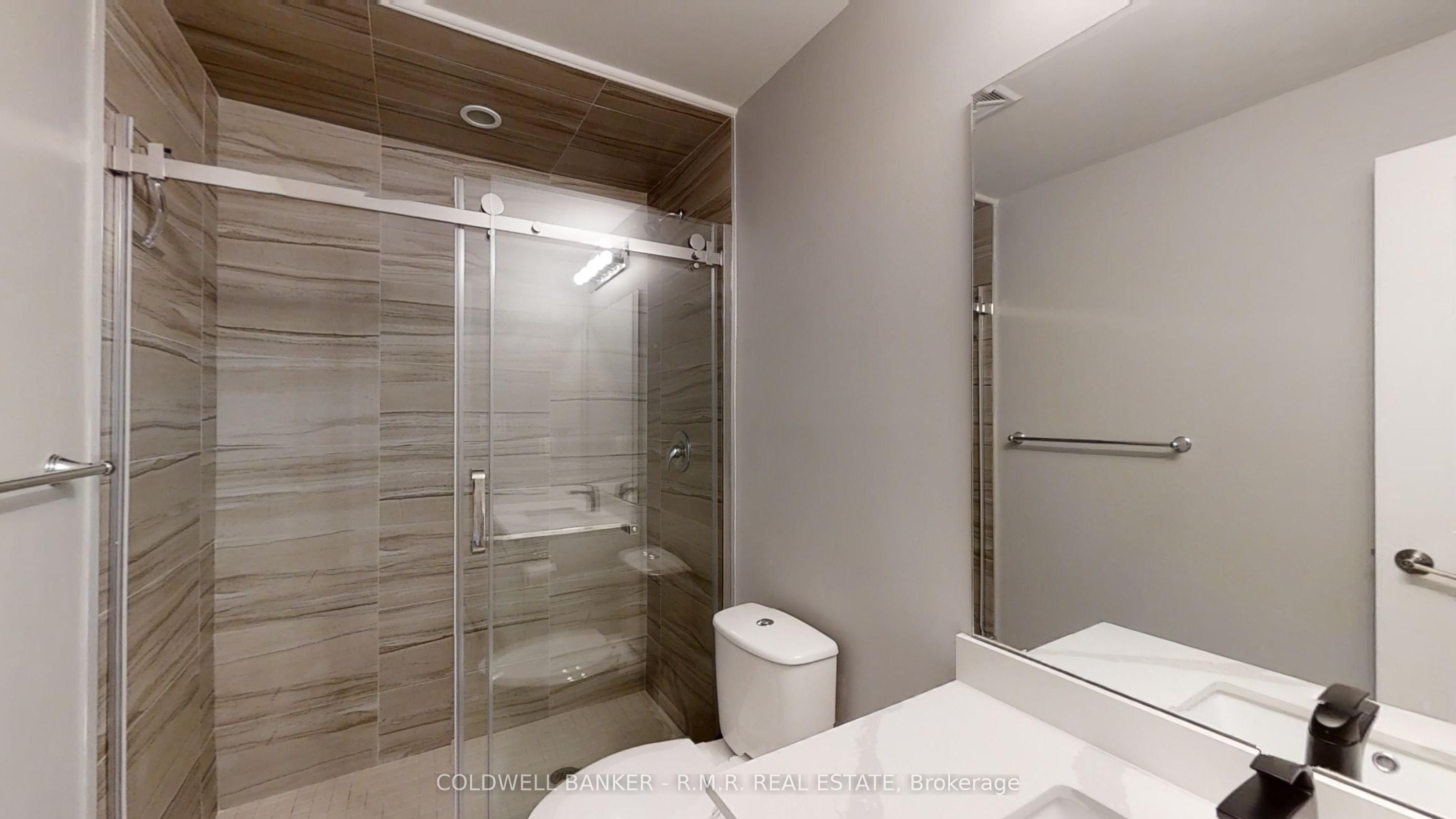 157 Wellington Street E 103 Property Photo 34