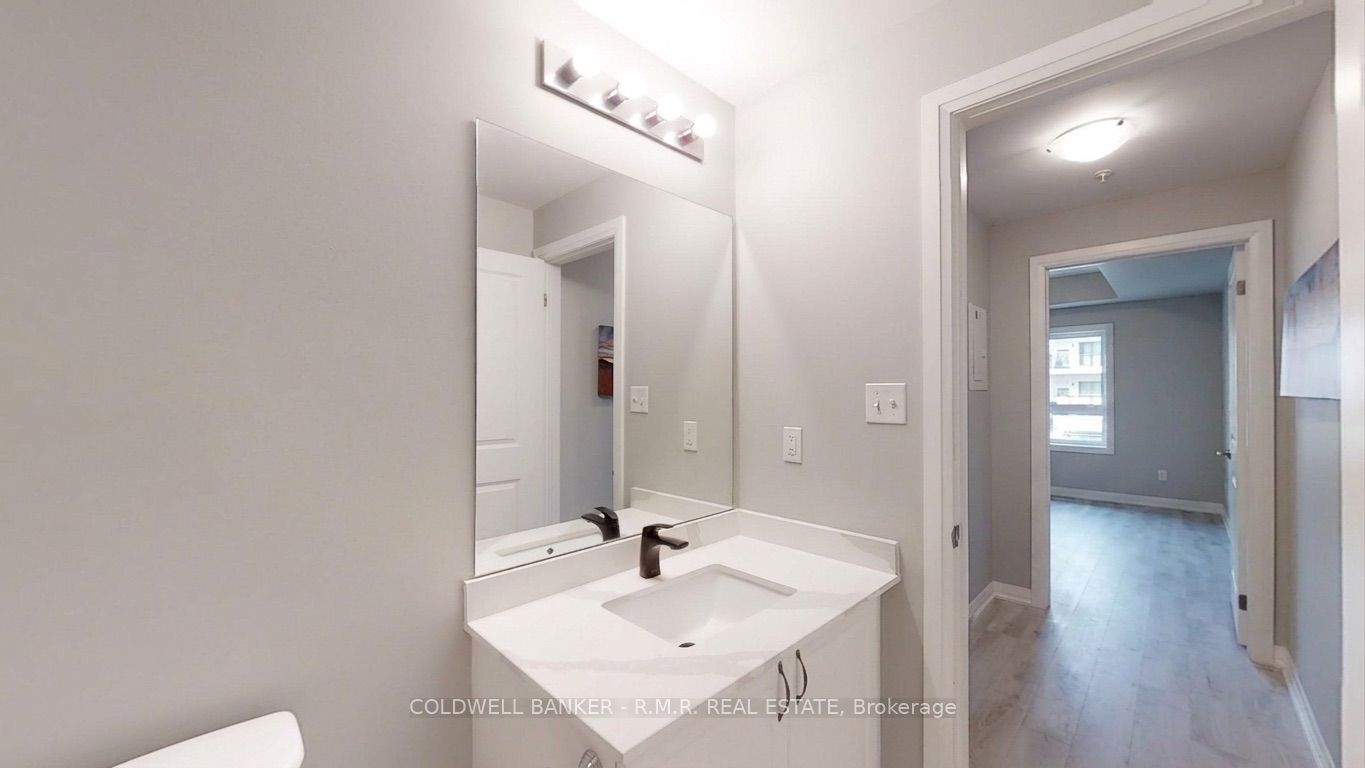 157 Wellington Street E 103 Property Photo 35