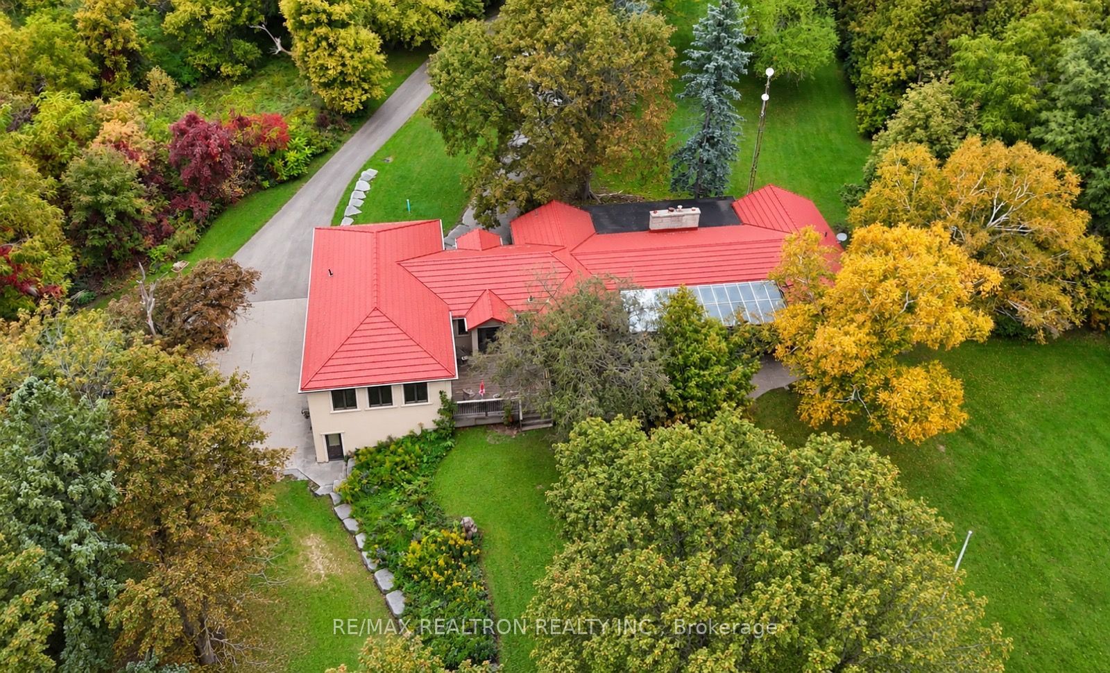 3791 Vivian Road Property Photo 5