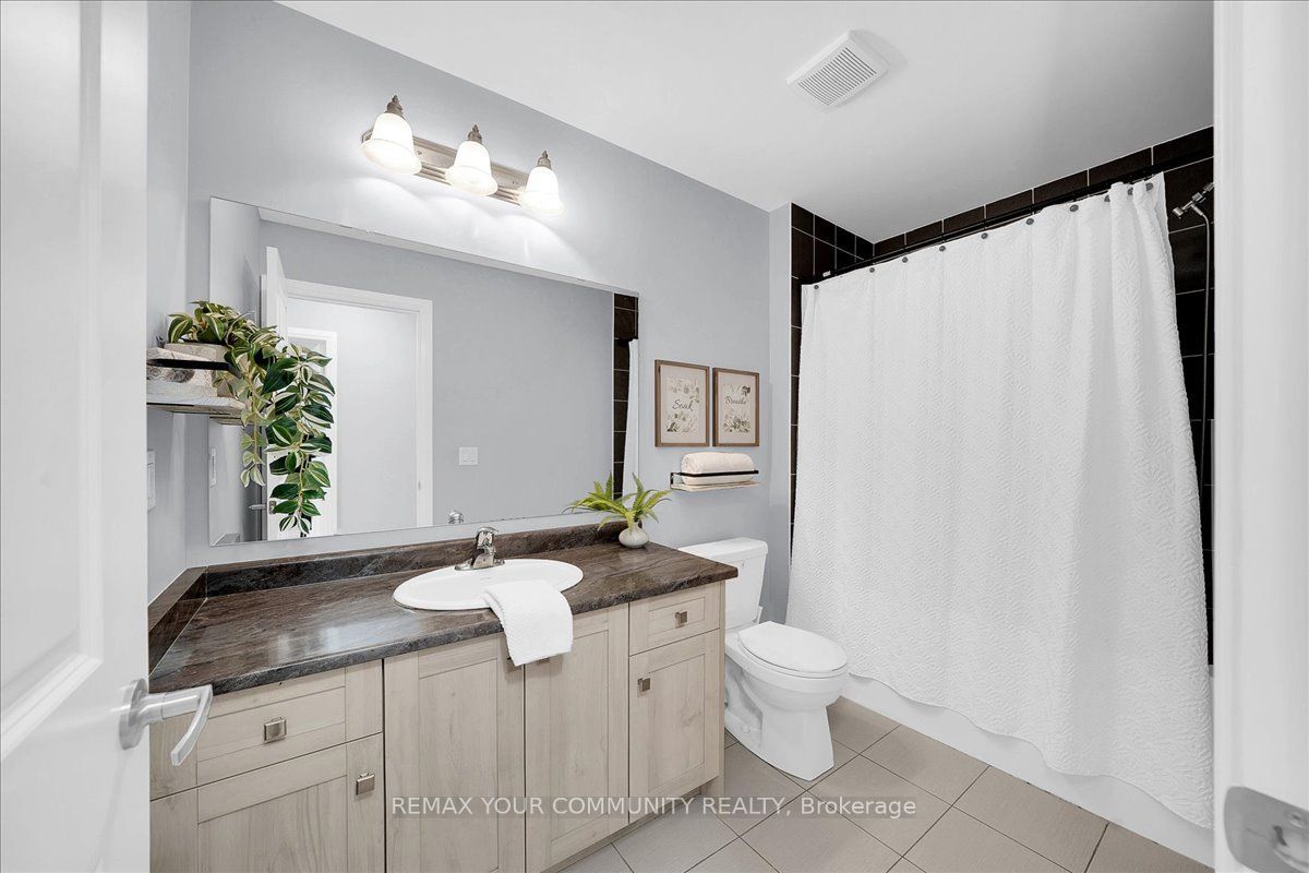 211 Landolfi Way Property Photo 34