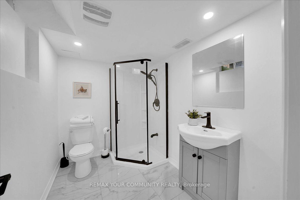 211 Landolfi Way Property Photo 47