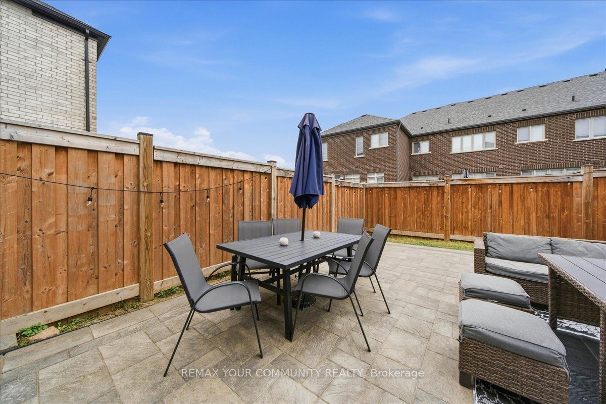 211 Landolfi Way Property Photo 48