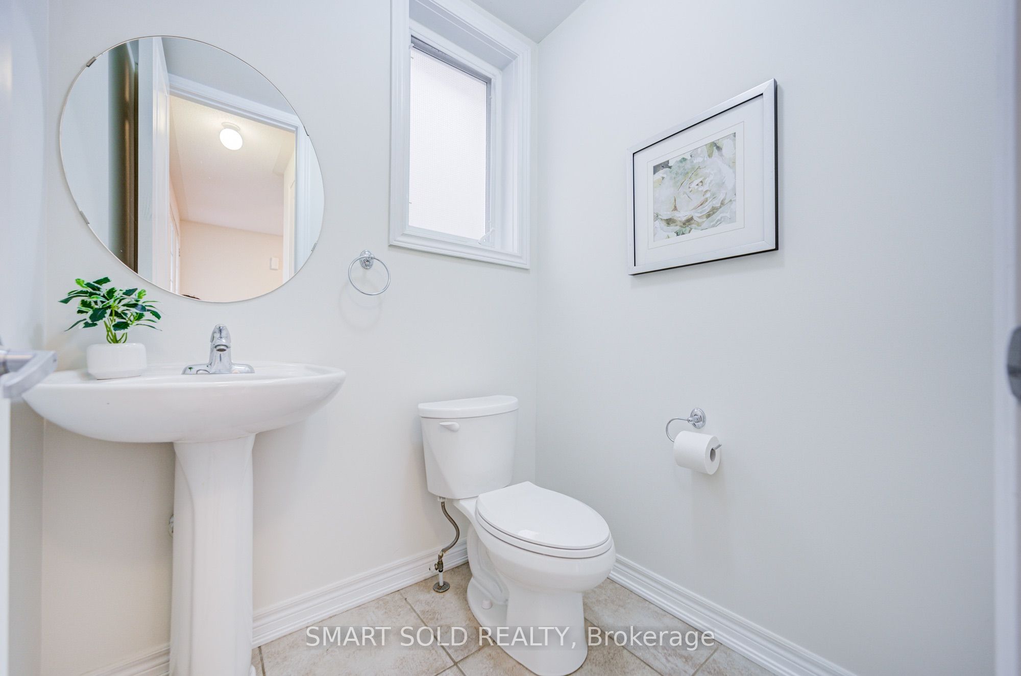 47 Township Avenue Property Photo 10