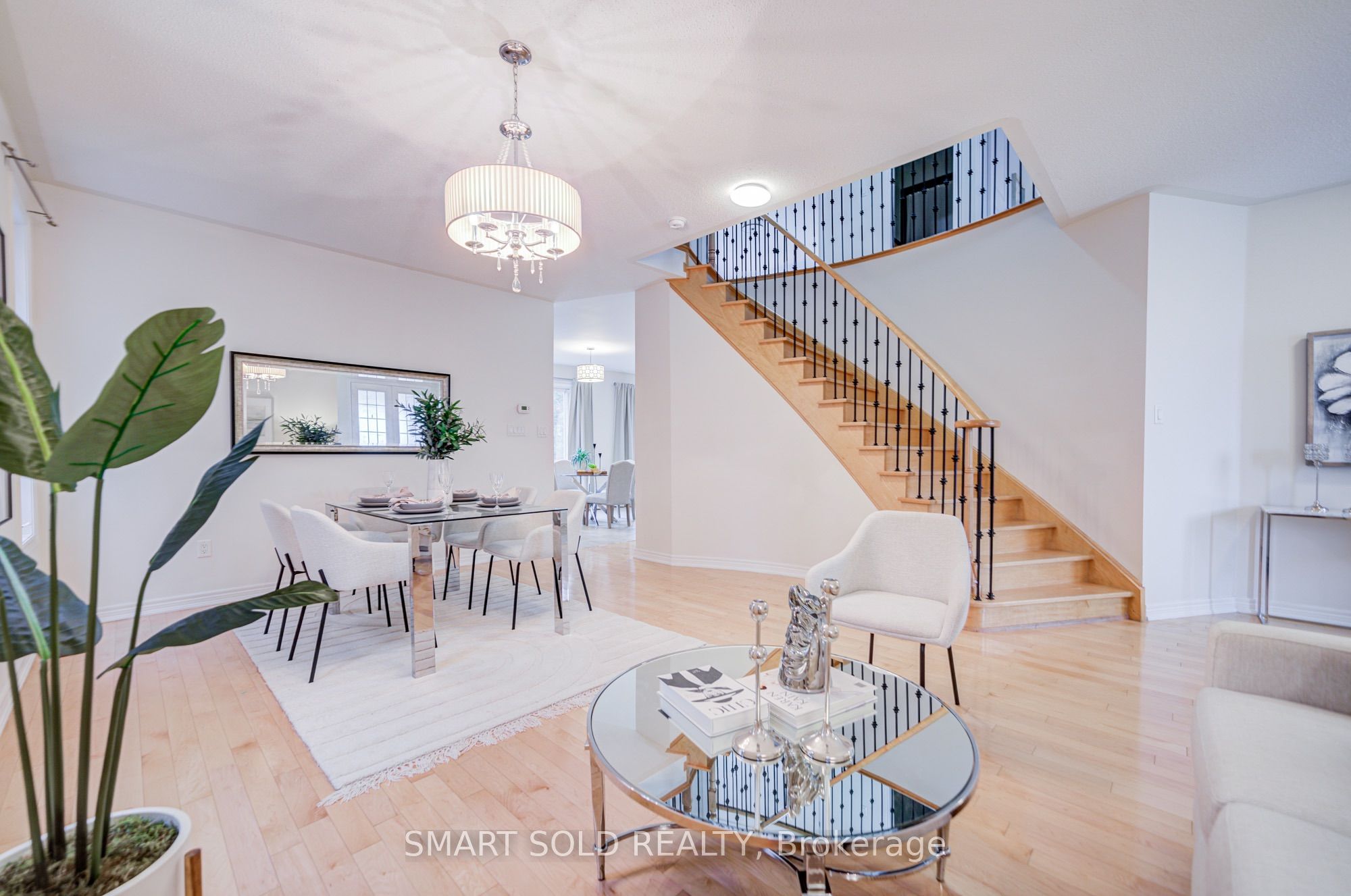 47 Township Avenue Property Photo 13