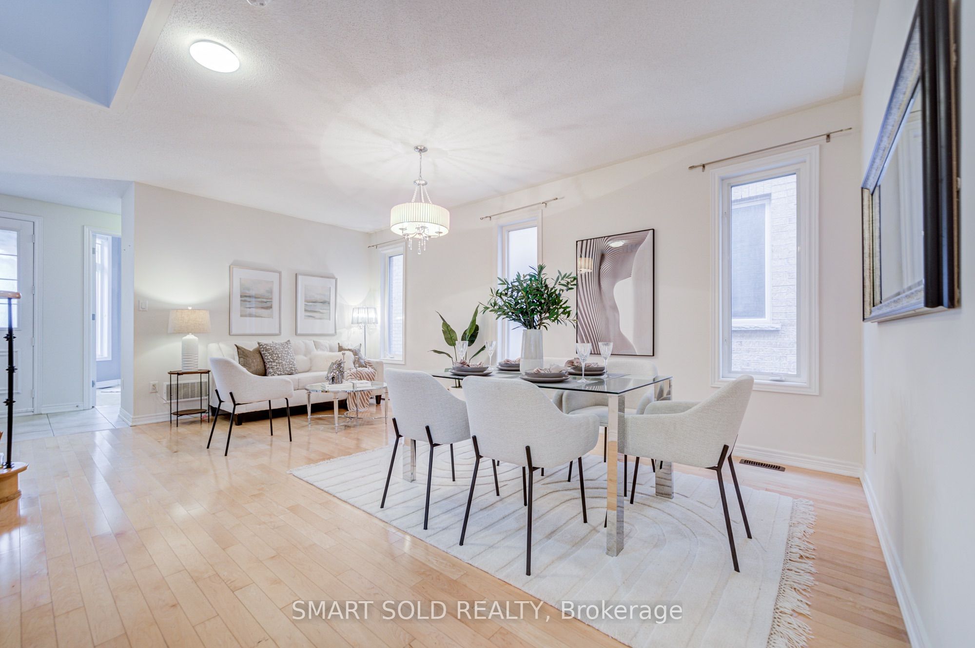 47 Township Avenue Property Photo 15