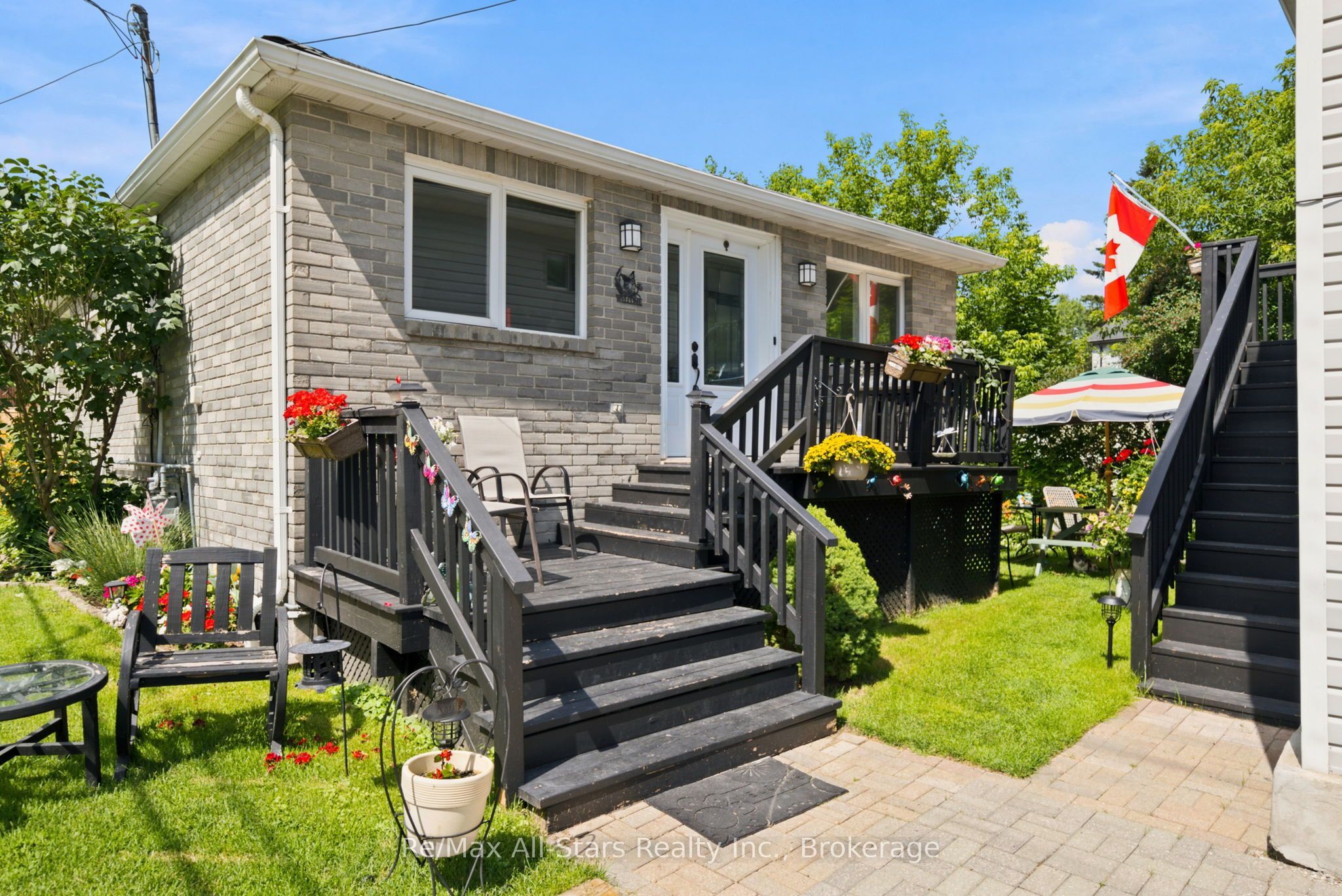 1 Maple Grove Street Property Photo 4
