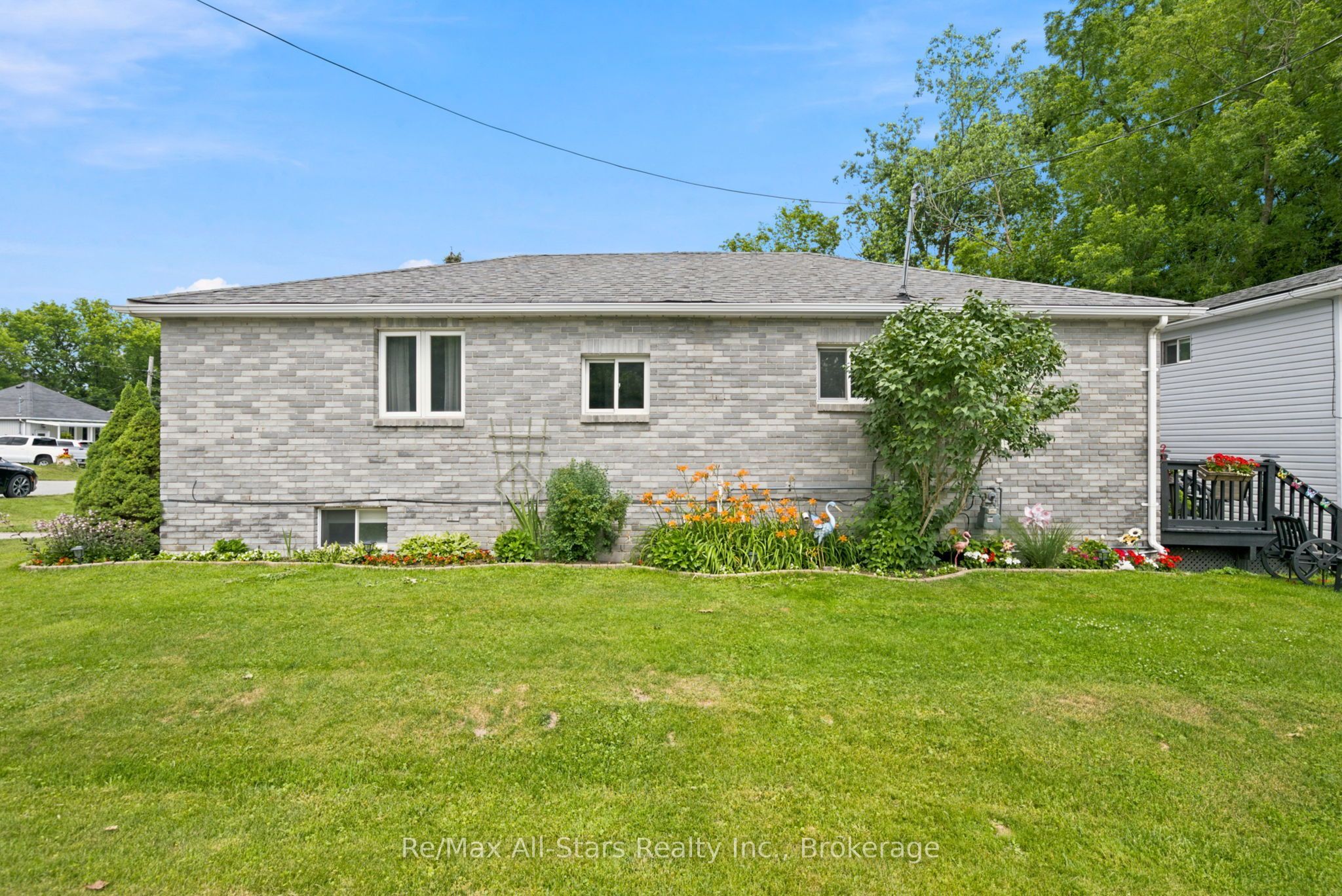 1 Maple Grove Street Property Photo 6