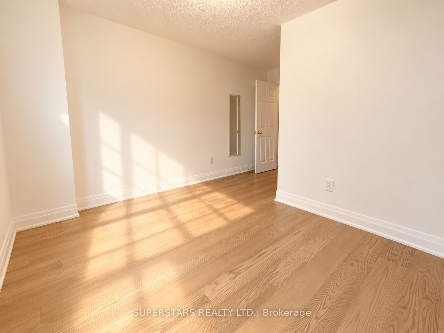 170 South Unionville Avenue Property Photo 19