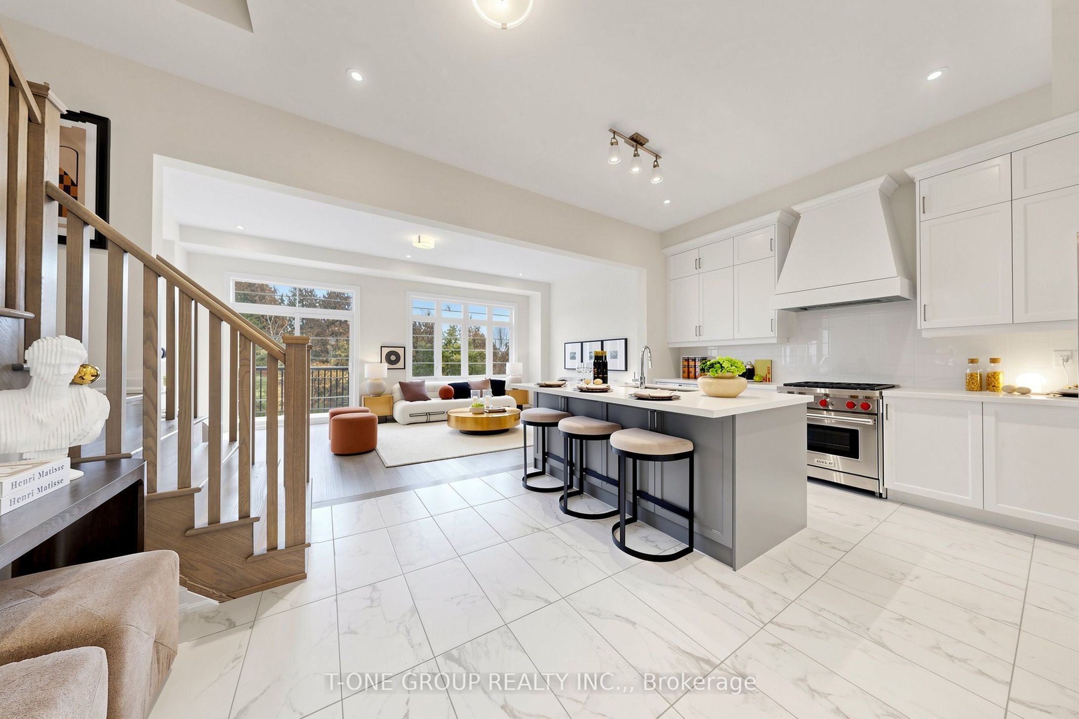 75 West Village Lane Property Photo 1