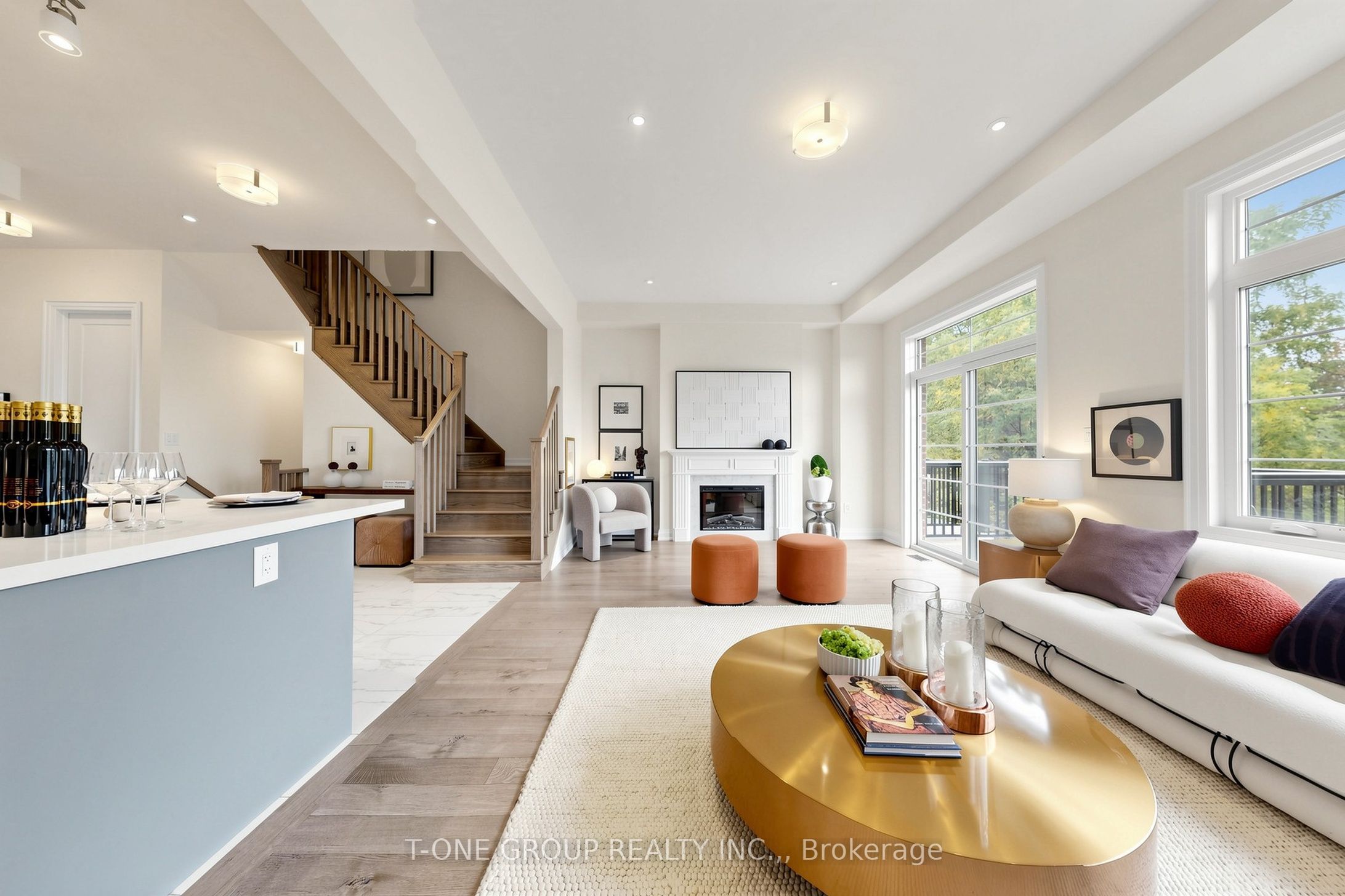 75 West Village Lane Property Photo 16
