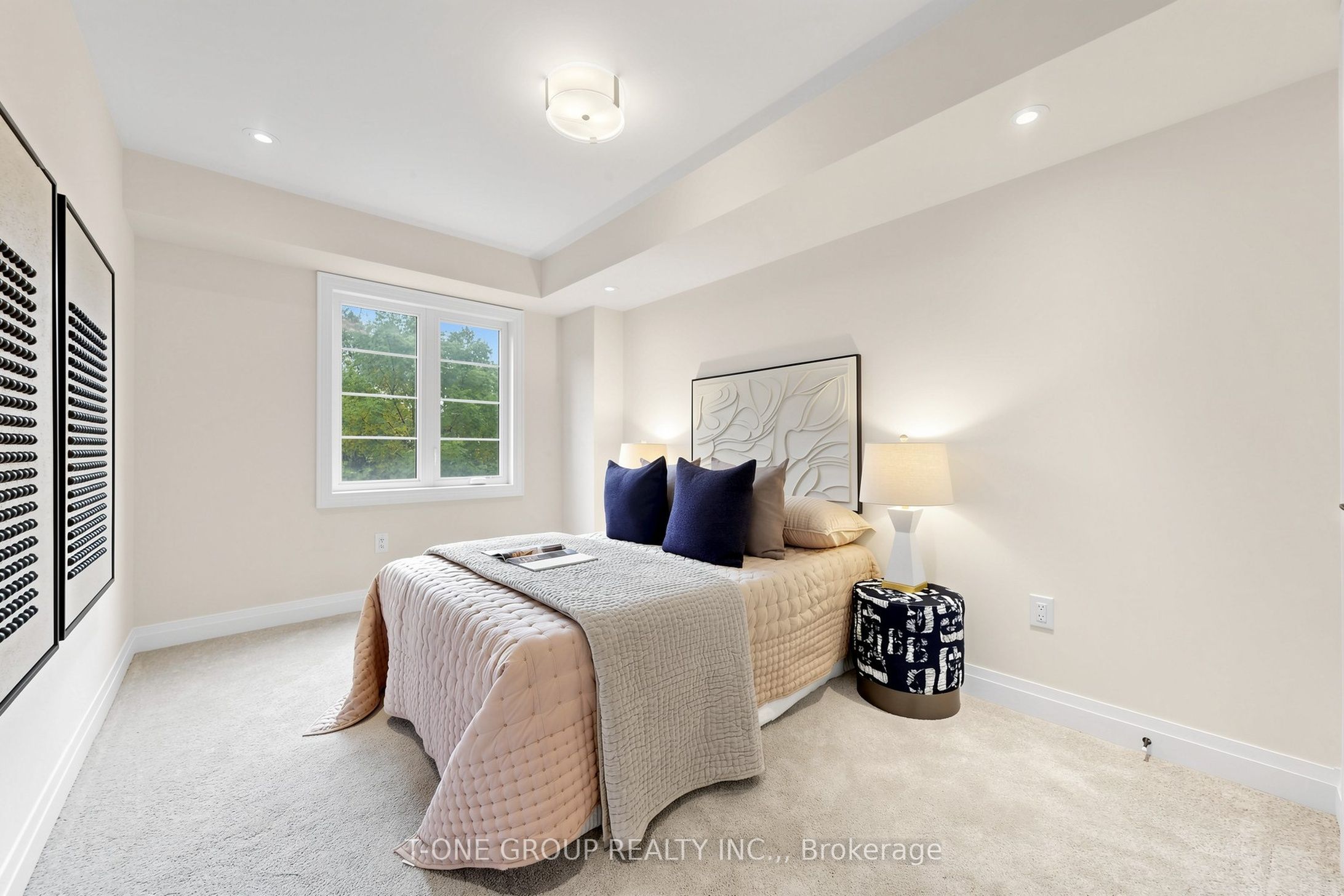 75 West Village Lane Property Photo 30