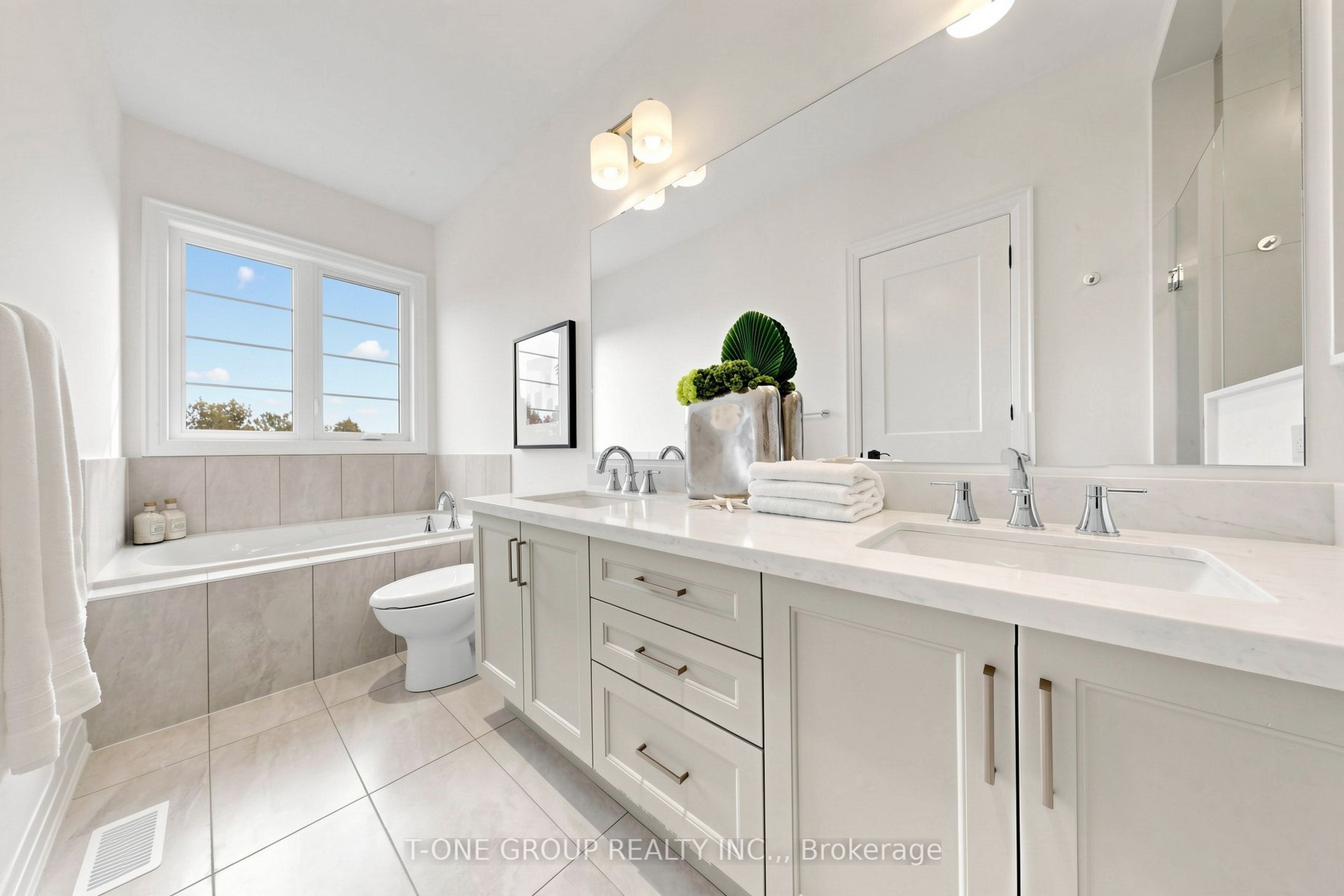 75 West Village Lane Property Photo 36