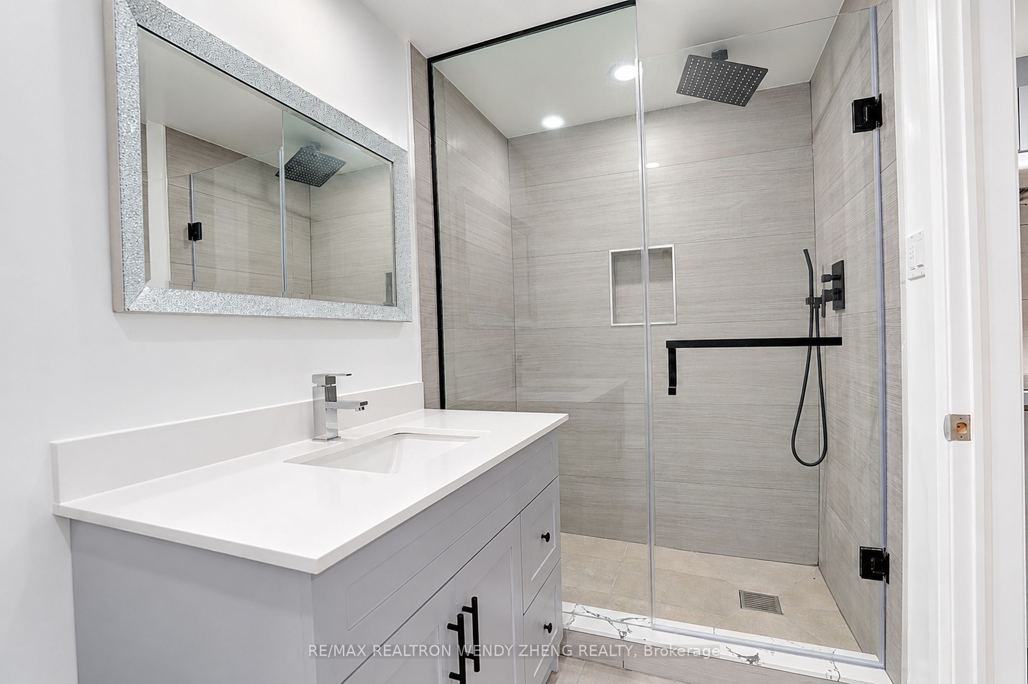 22 West Side Drive Property Photo 40