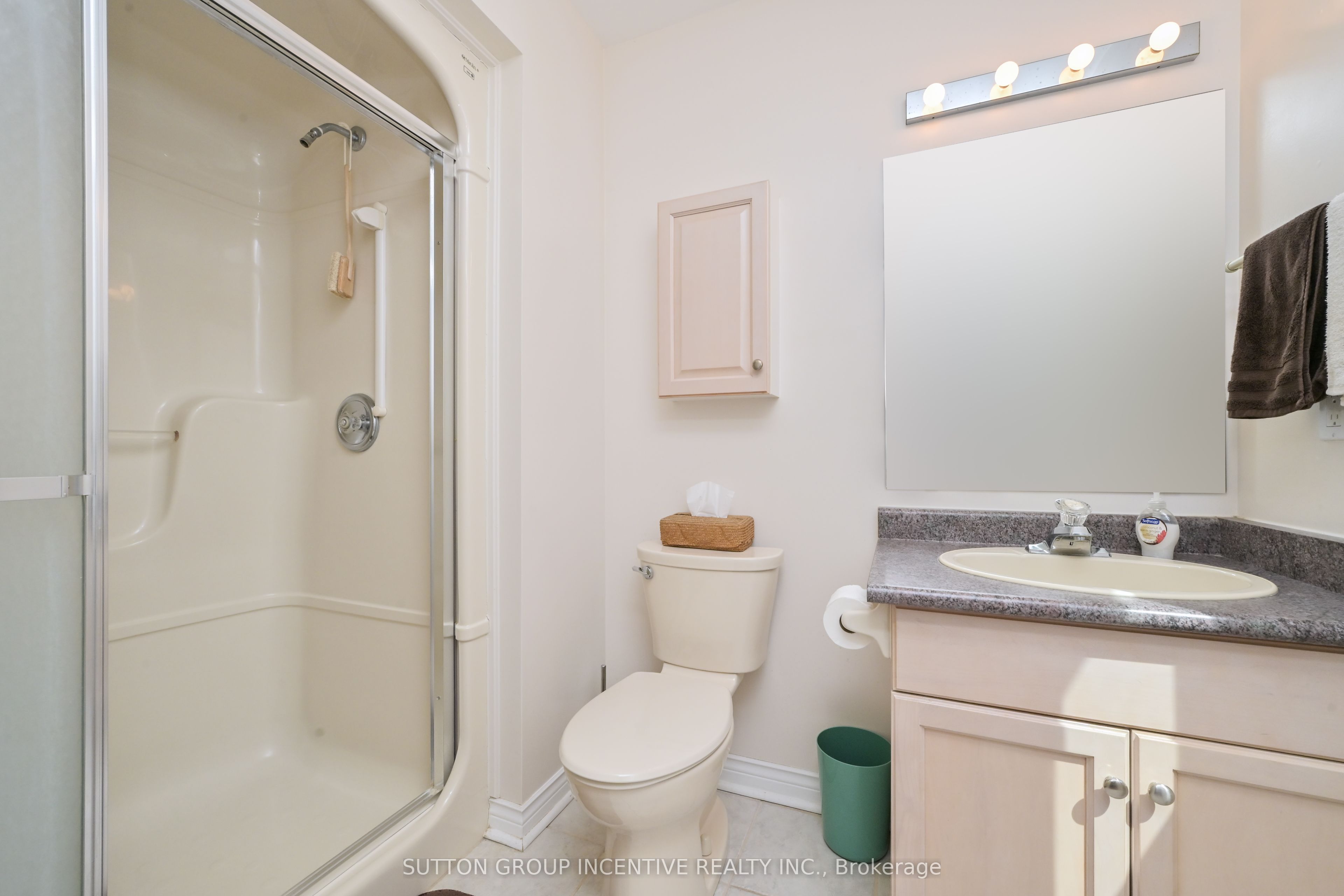 17 Sunset Boulevard Property Photo 20