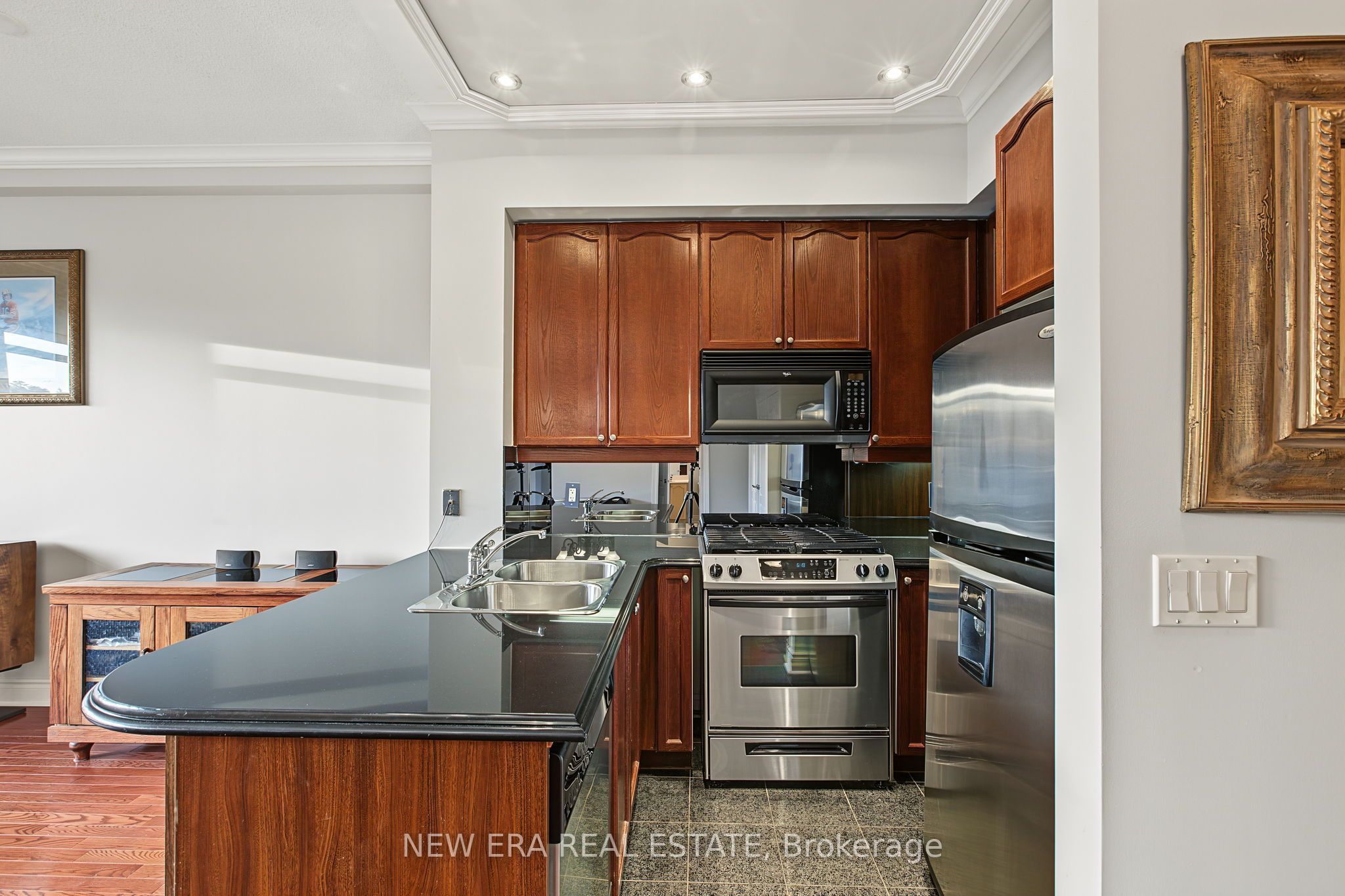 8201 Islington Avenue Ph20 Property Photo 8