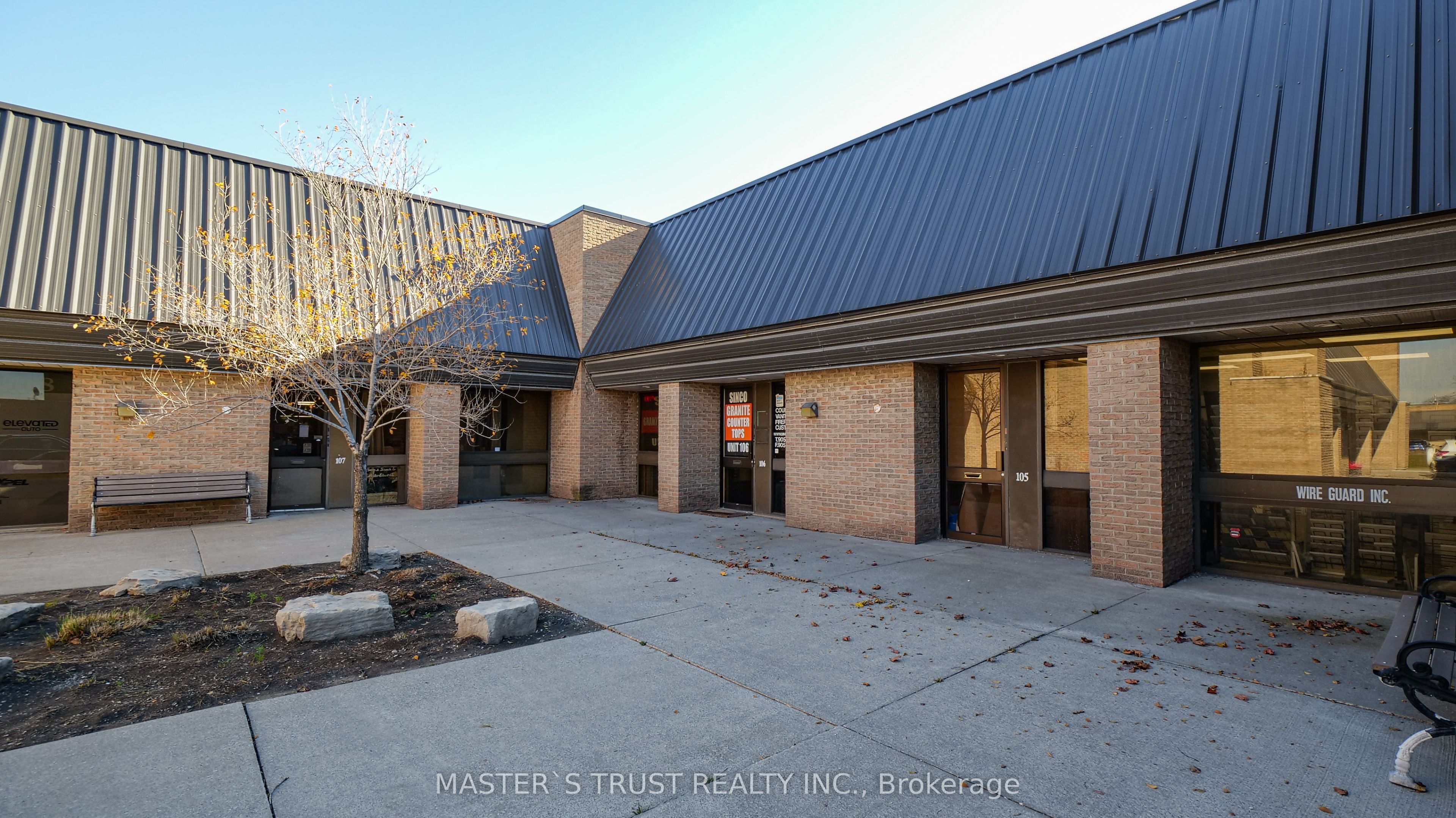 861 Denison Street Property Photo 11