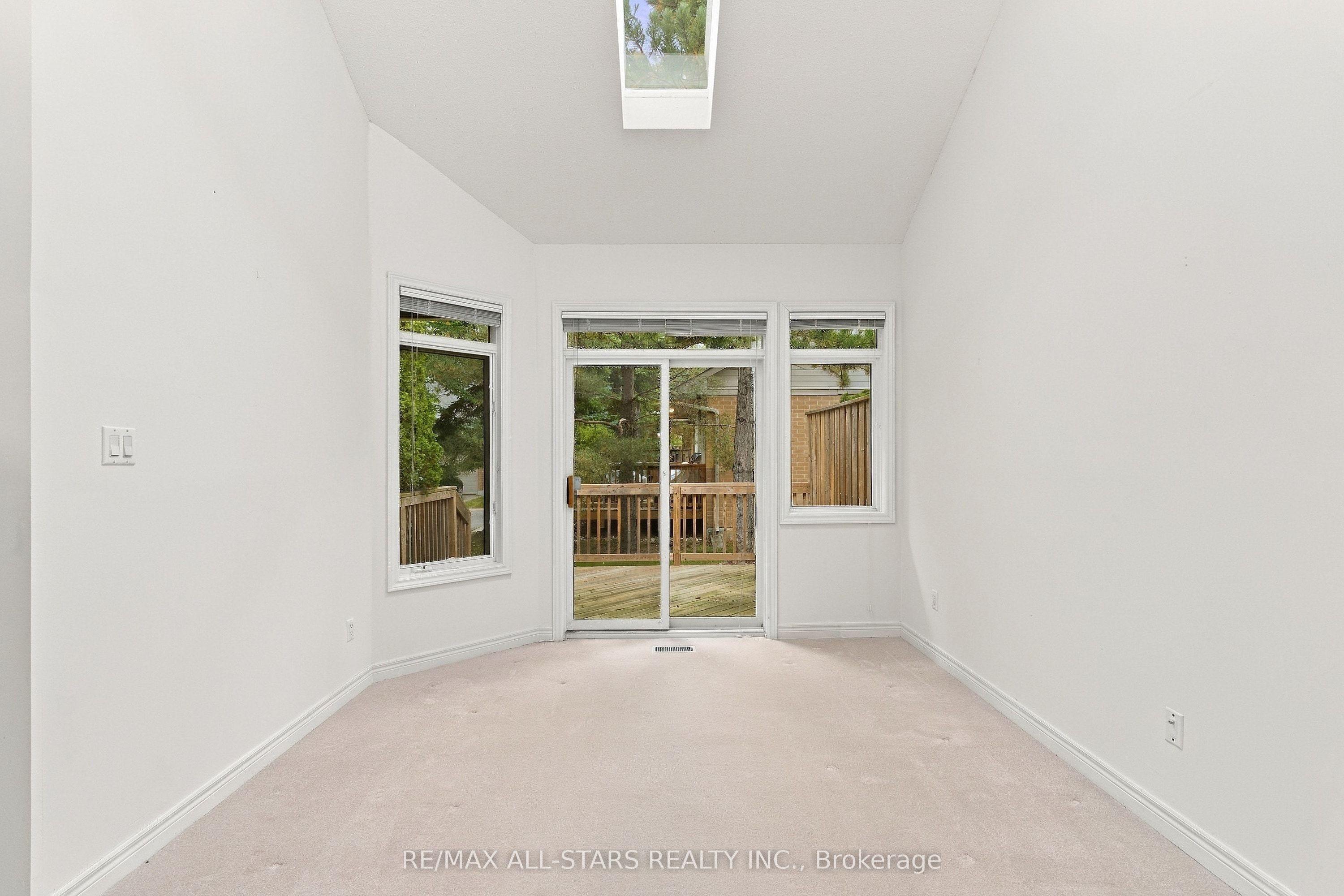 28 Blue Heron Beach Way Property Photo 9