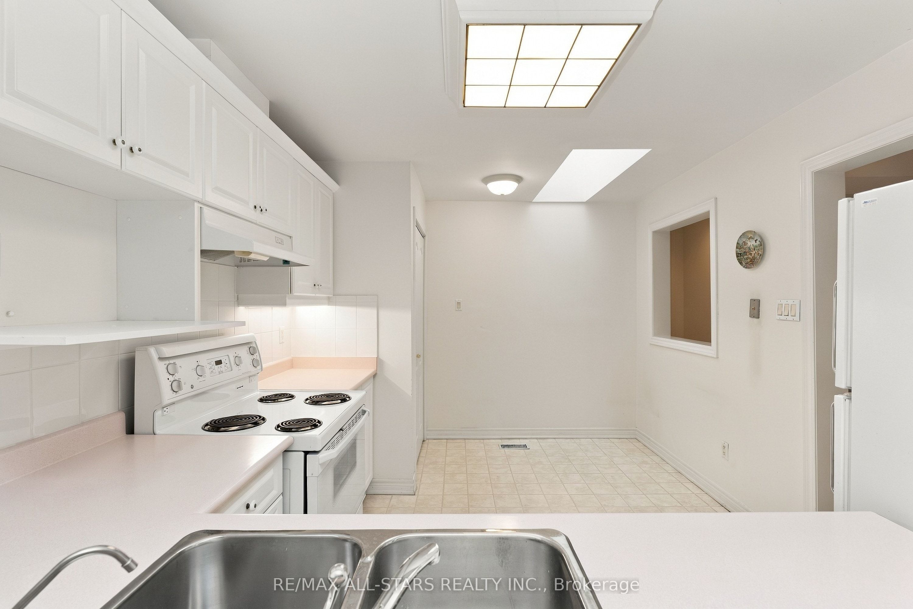 28 Blue Heron Beach Way Property Photo 21