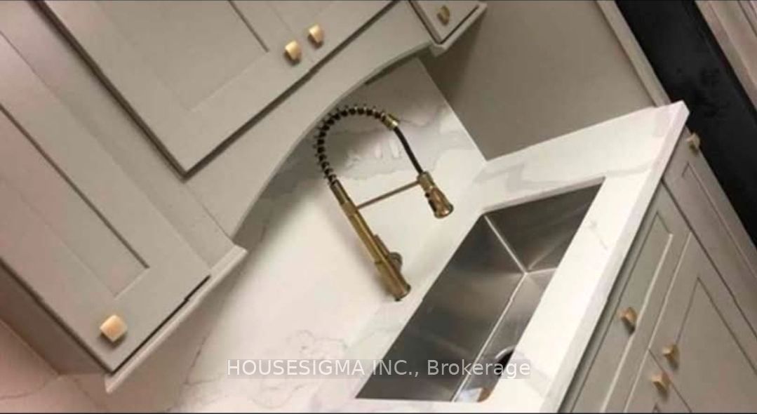 65 Randall Avenue Property Photo 2