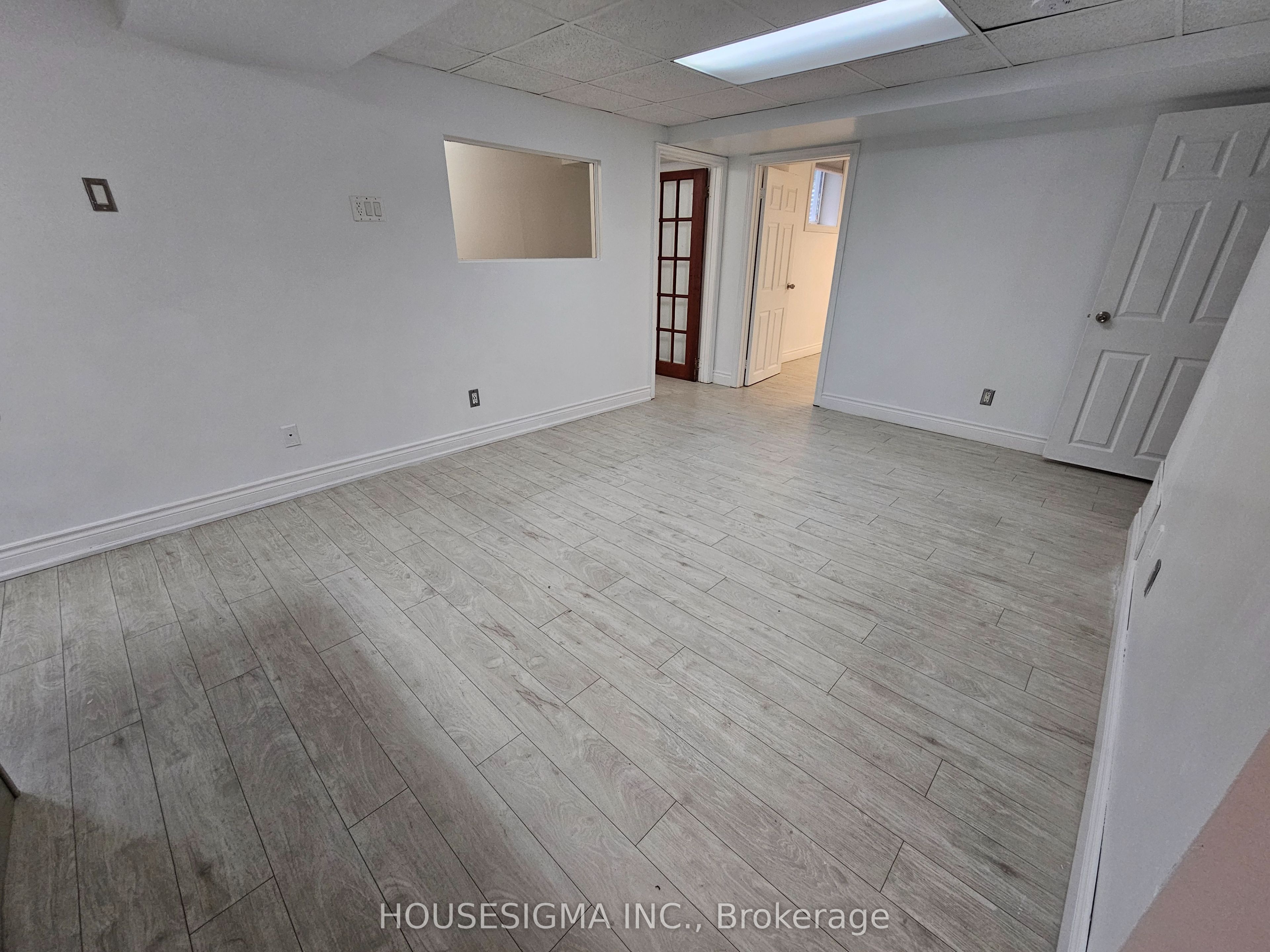 65 Randall Avenue Property Photo 15