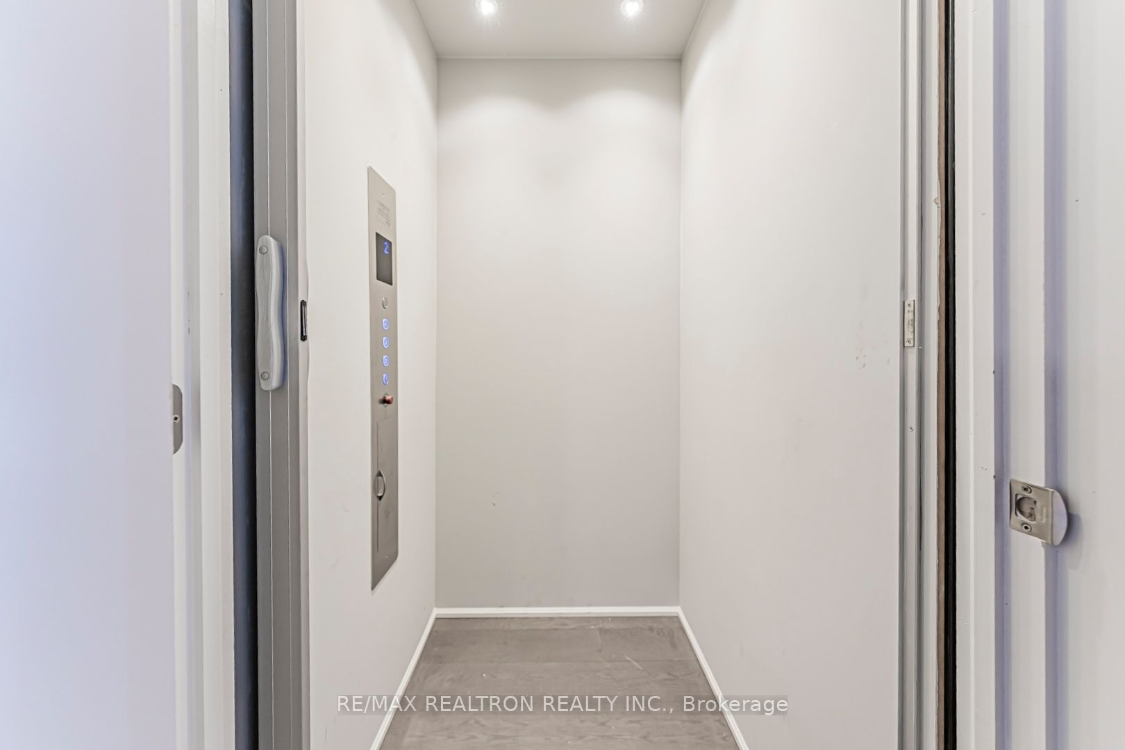 260 Eagle Street 22 Property Photo 12