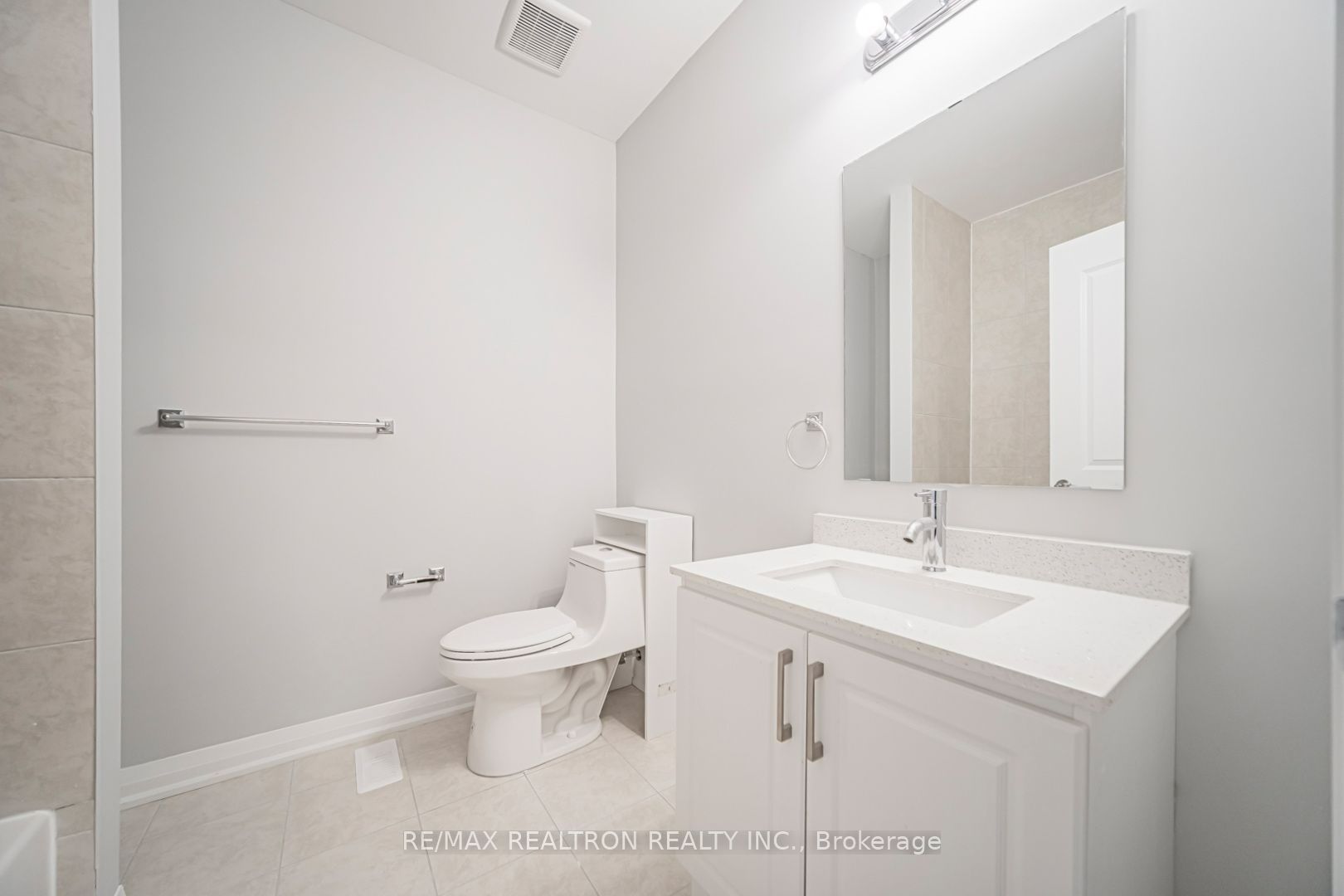 260 Eagle Street 22 Property Photo 42