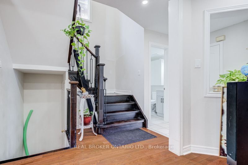 60 Whitefaulds Road Property Photo 5