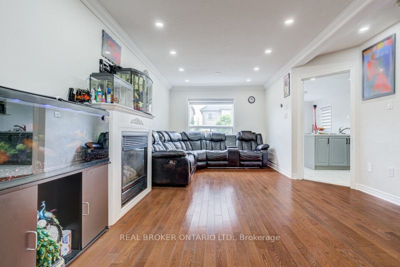 60 Whitefaulds Road Property Photo 8