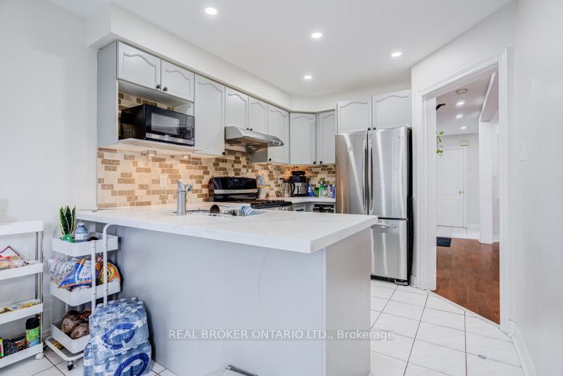 60 Whitefaulds Road Property Photo 10