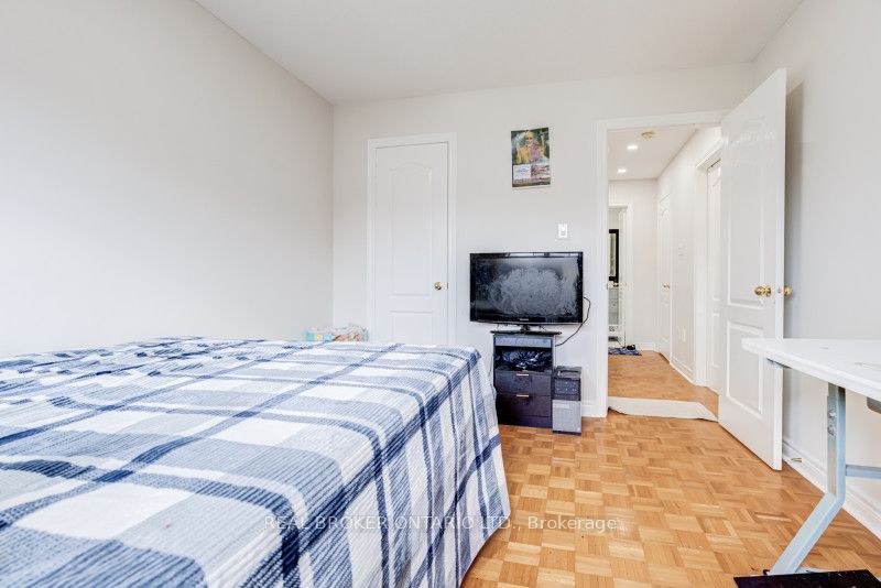 60 Whitefaulds Road Property Photo 25