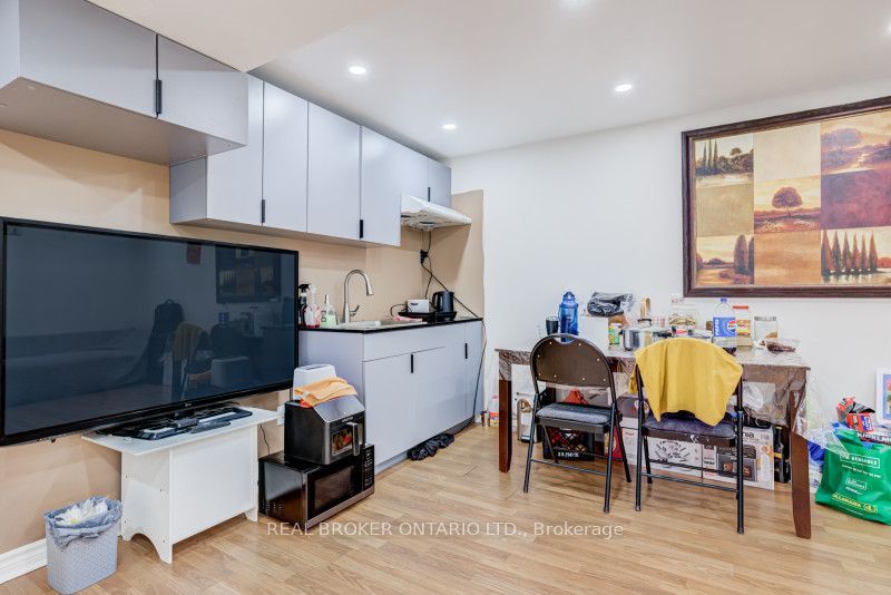 60 Whitefaulds Road Property Photo 35