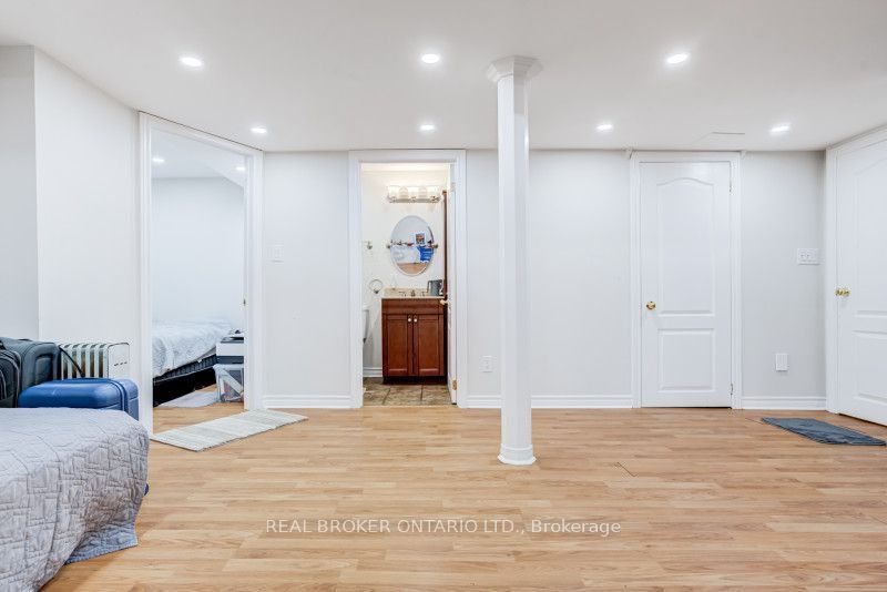 60 Whitefaulds Road Property Photo 37