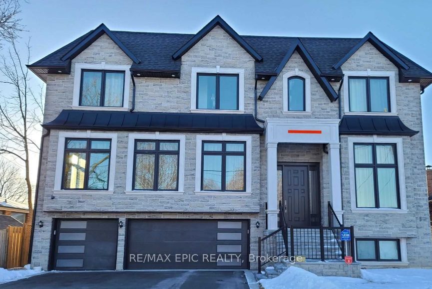 36 Sussex Avenue Property Photo 1