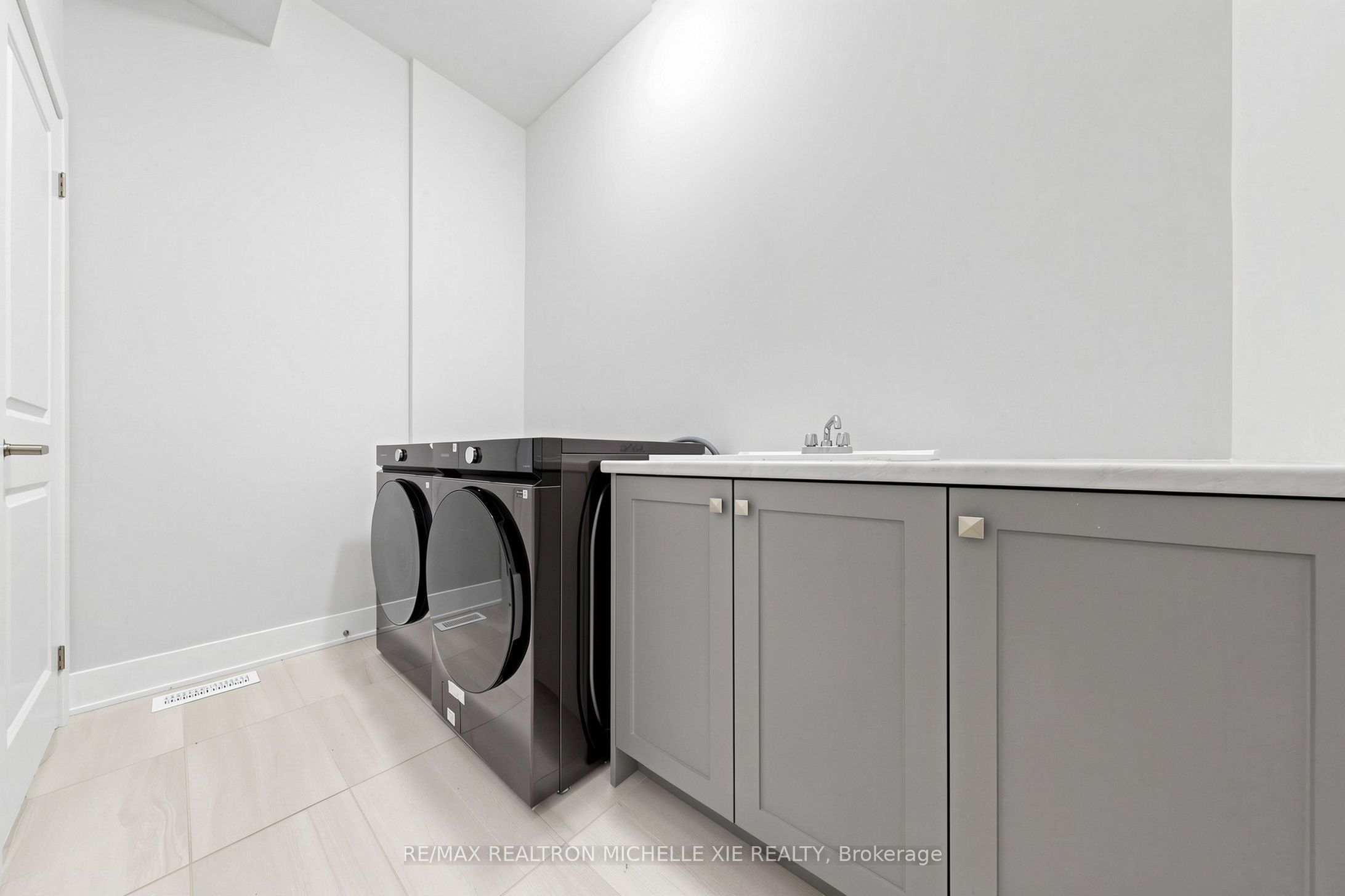 9 Nanhai Avenue Property Photo 41