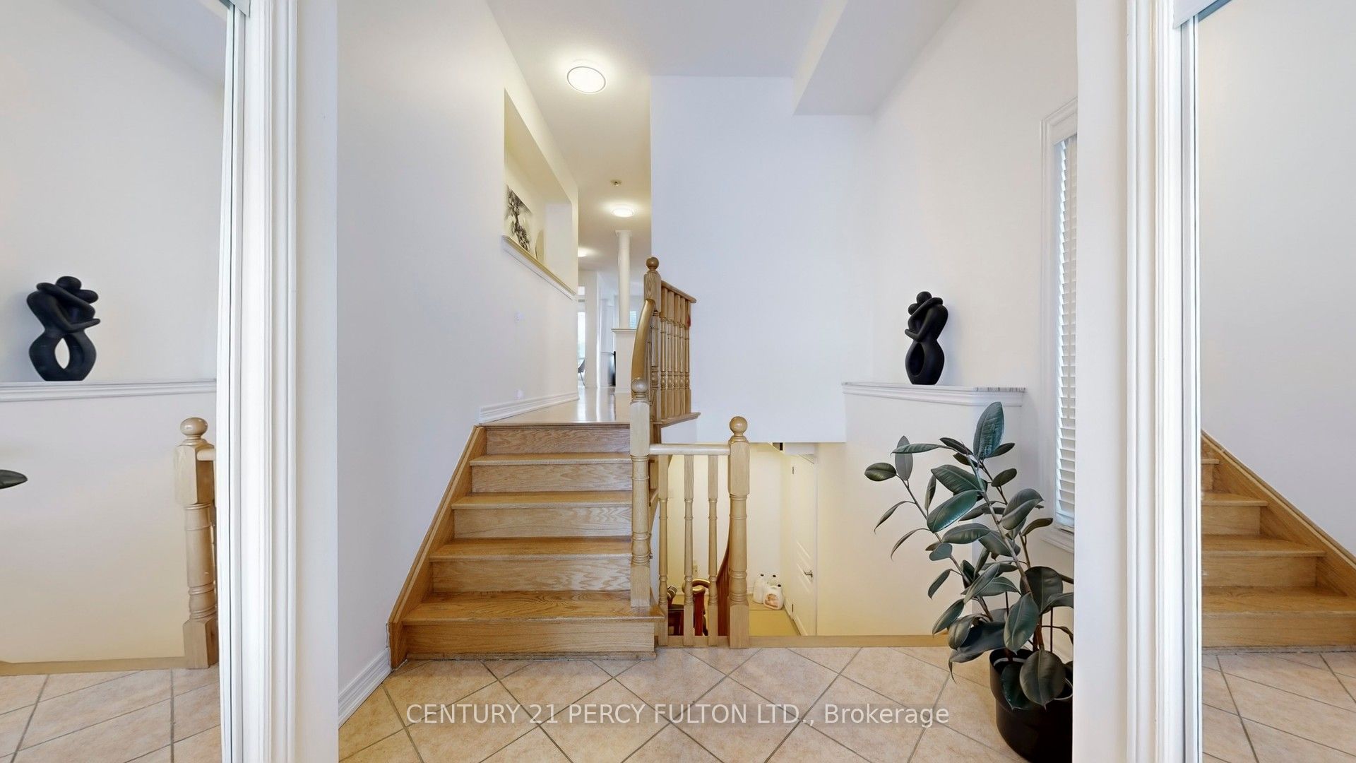 145 Silver Maple Road Property Photo 4