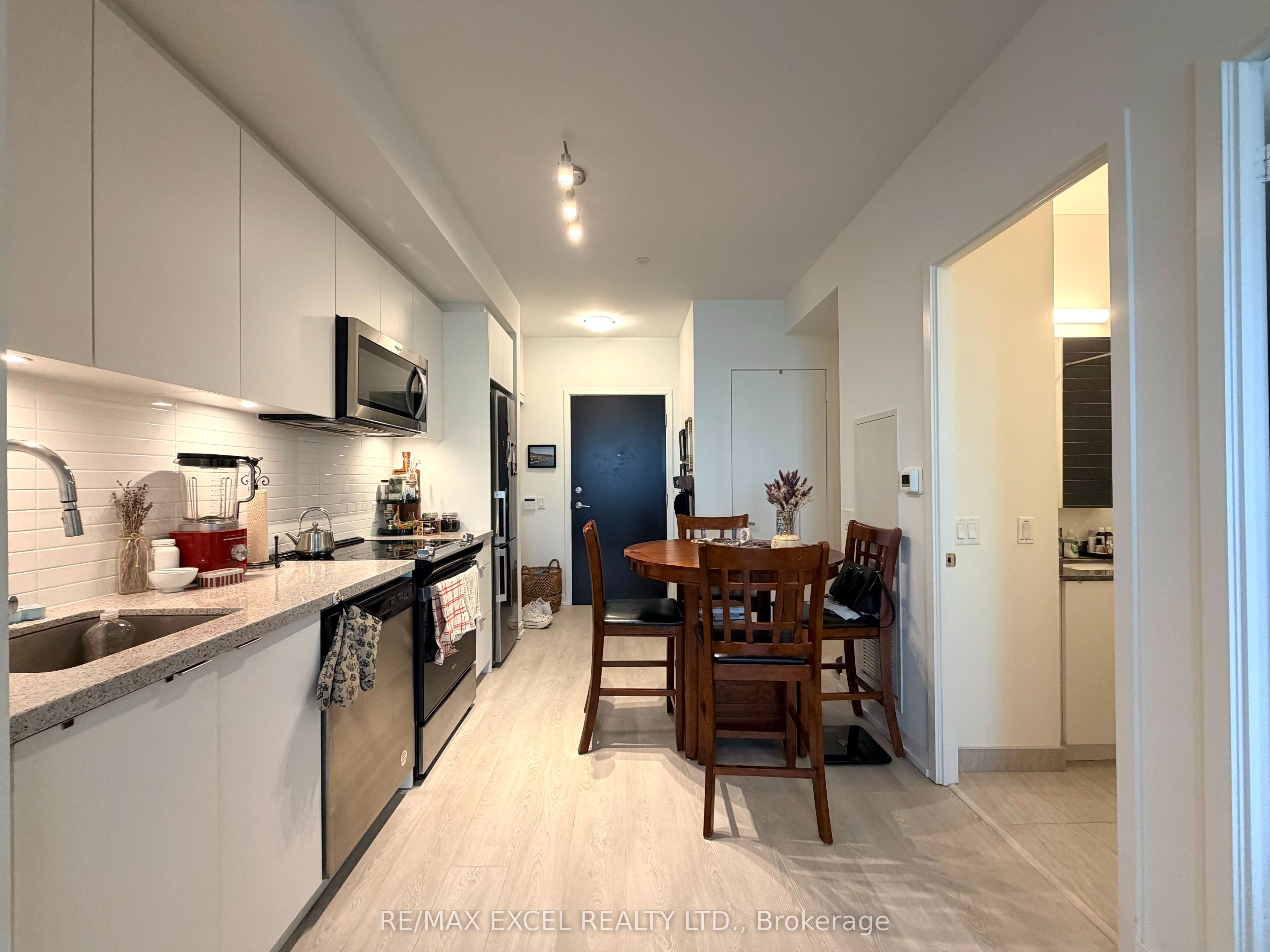 8868 Yonge Street 809e Property Photo 20