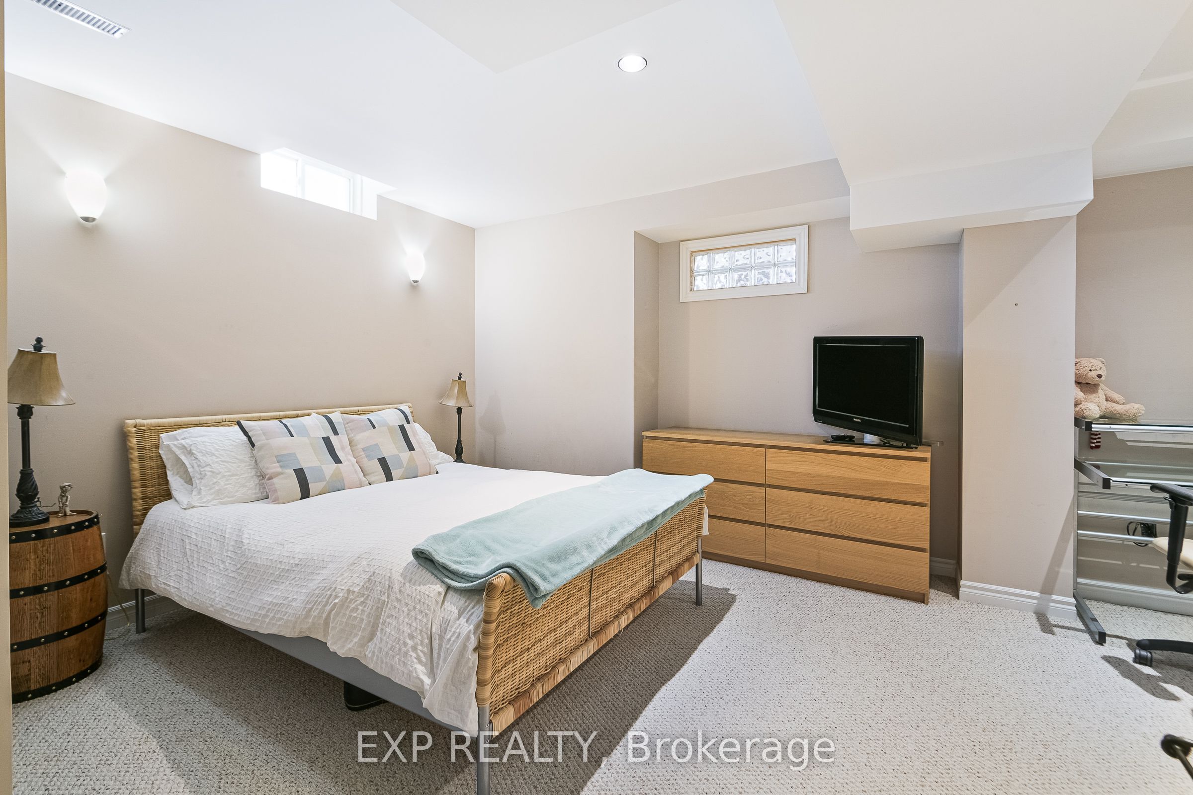 29 Batson Drive Property Photo 36