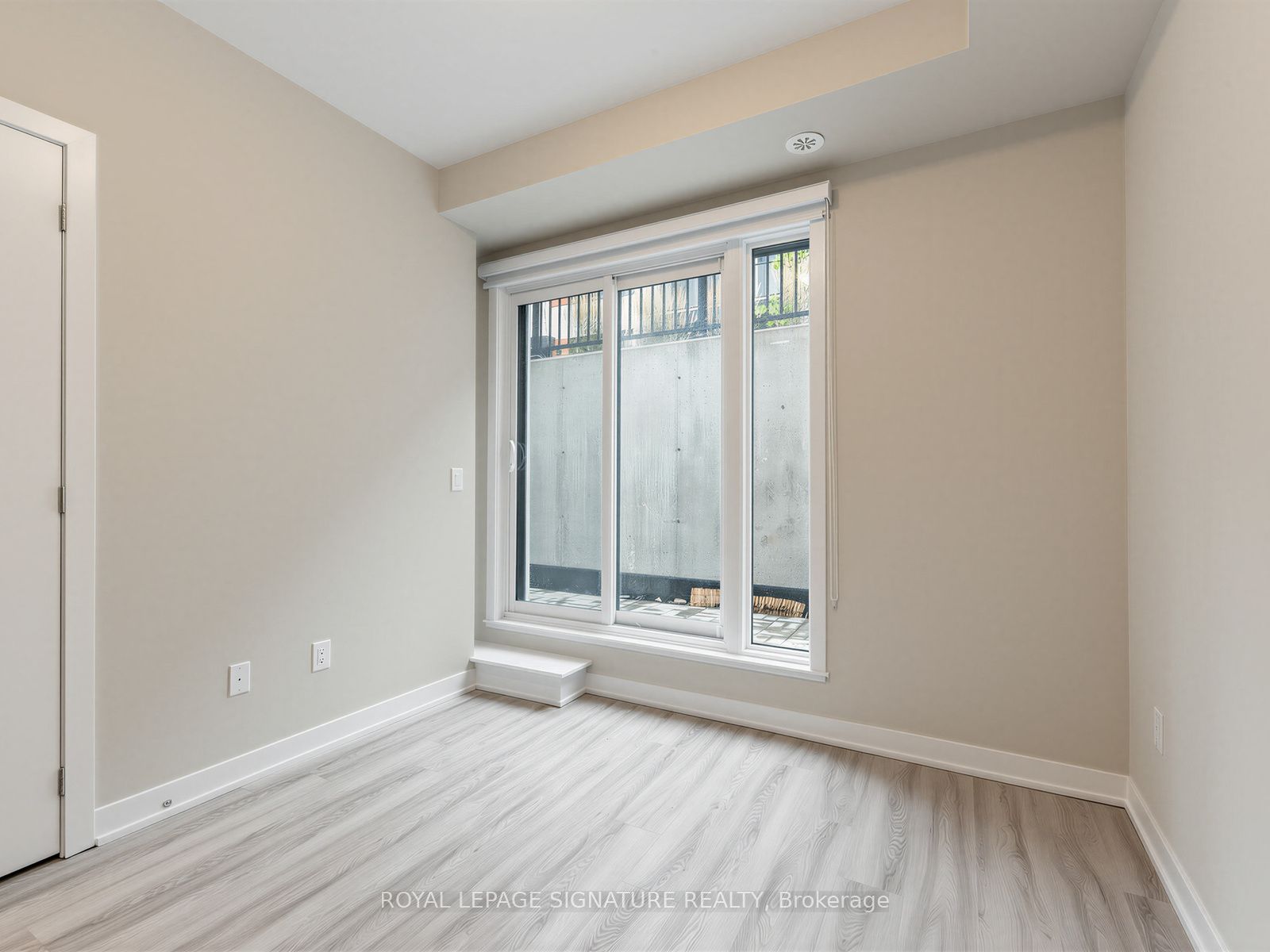 14 David Eyer Road 1014 Property Photo 33