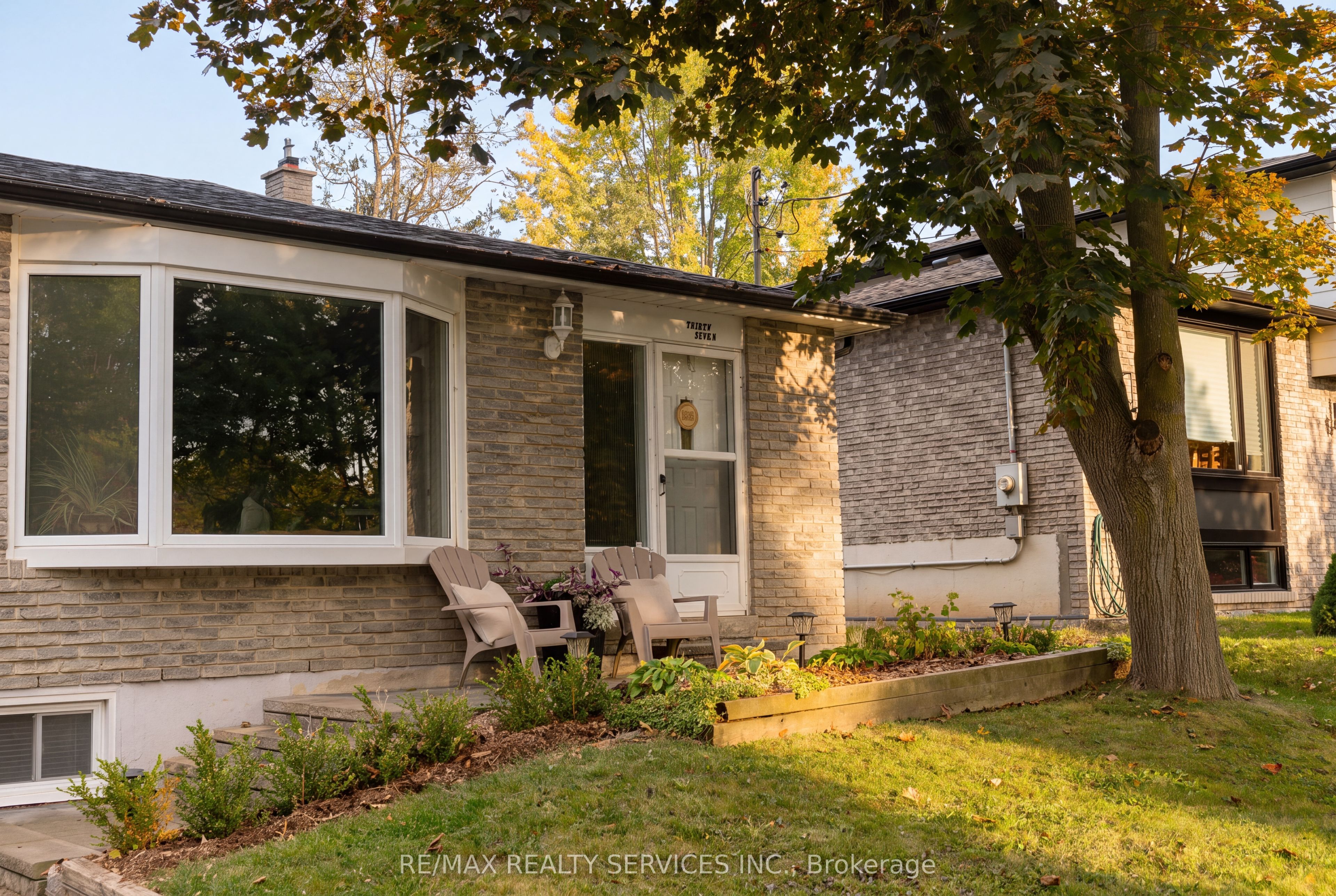 37 Maple Avenue W Property Photo 20