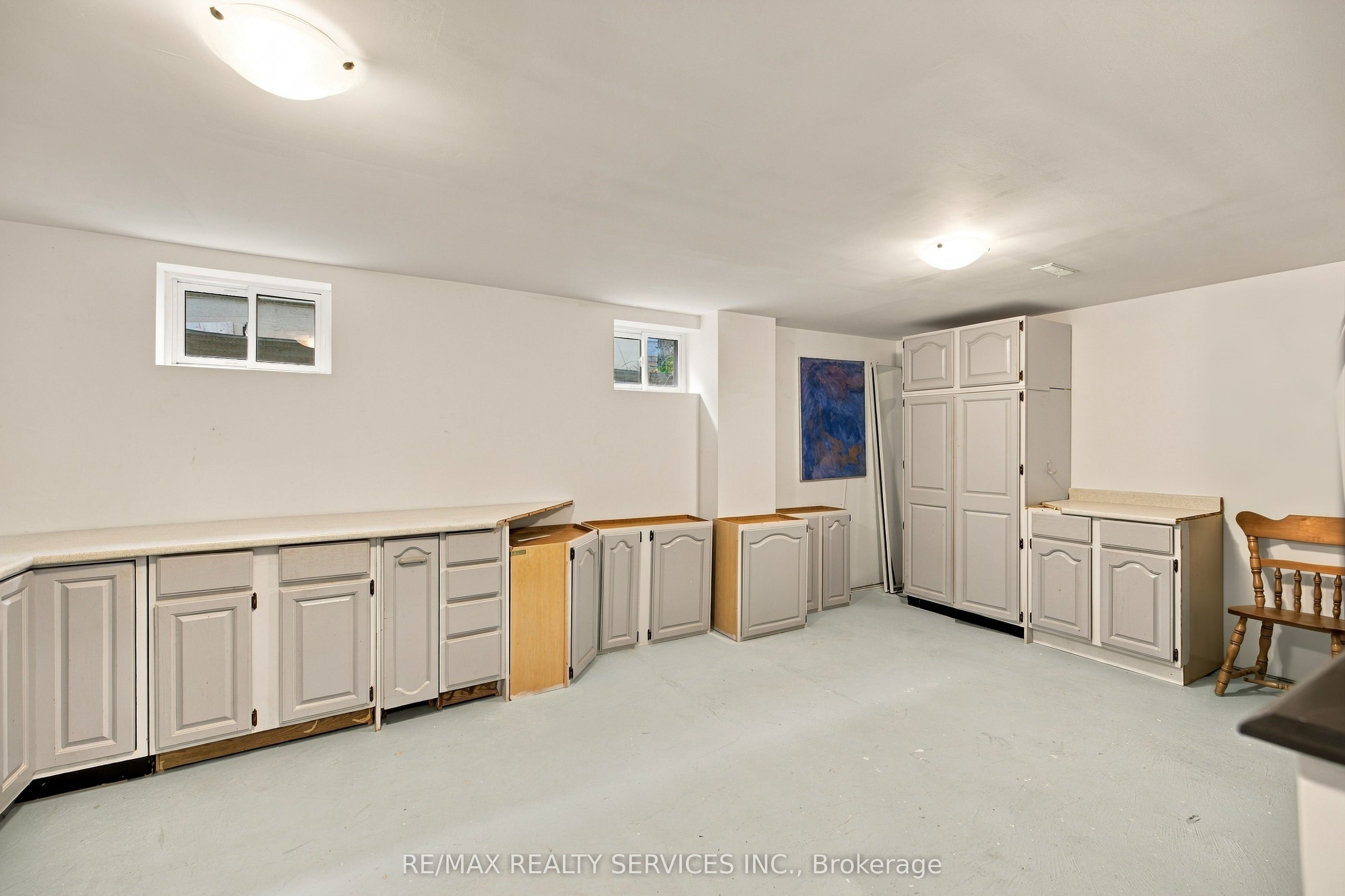 37 Maple Avenue W Property Photo 21