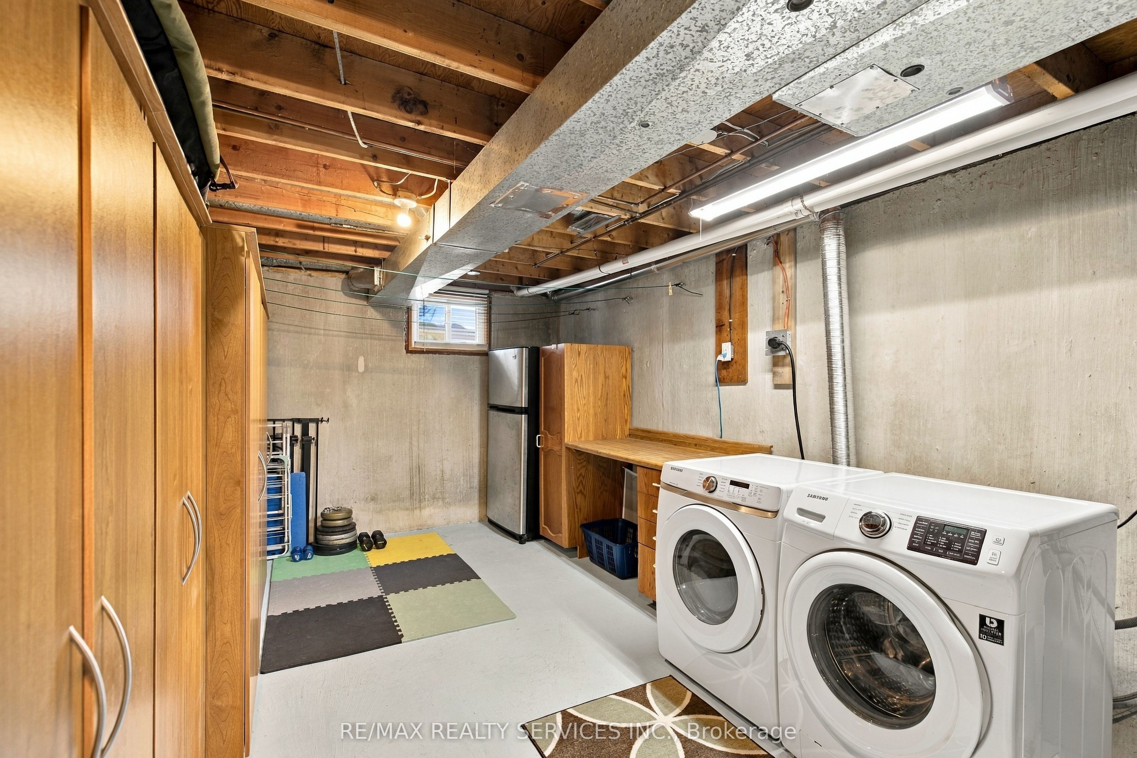 37 Maple Avenue W Property Photo 22