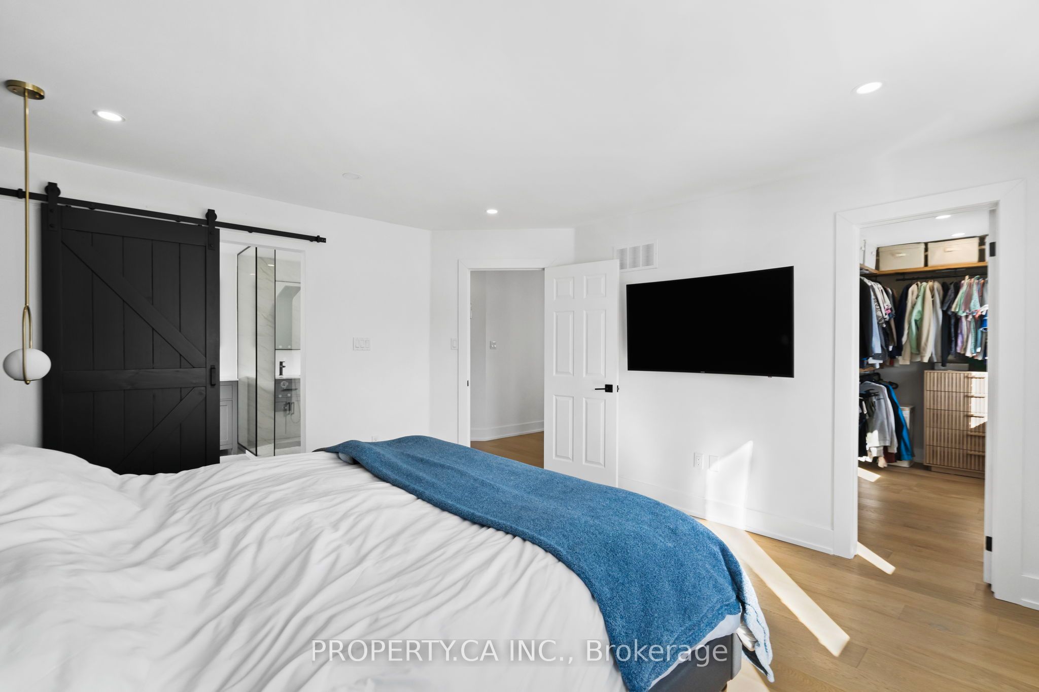 44 Andrew Hill Drive Property Photo 24