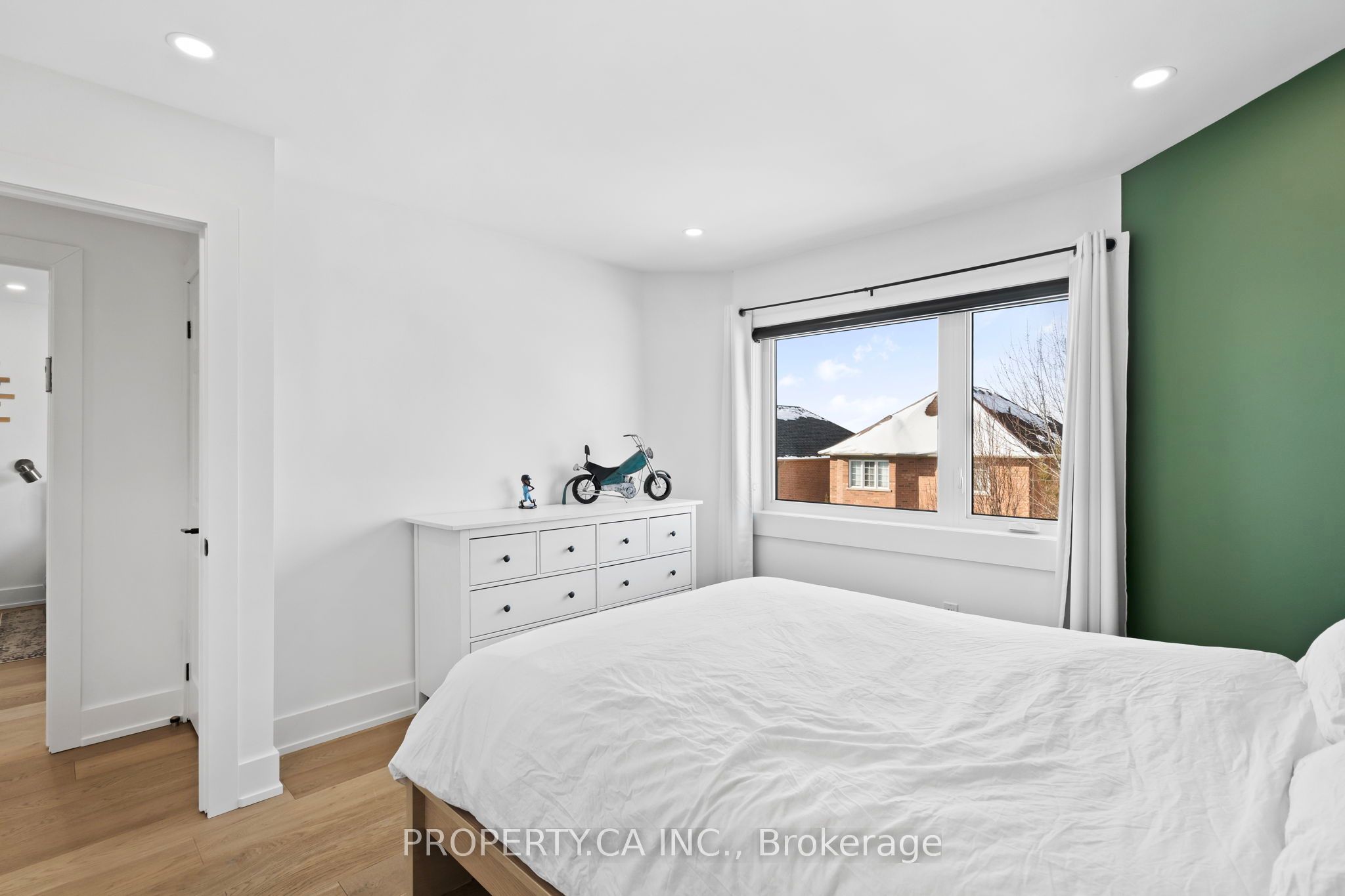 44 Andrew Hill Drive Property Photo 36