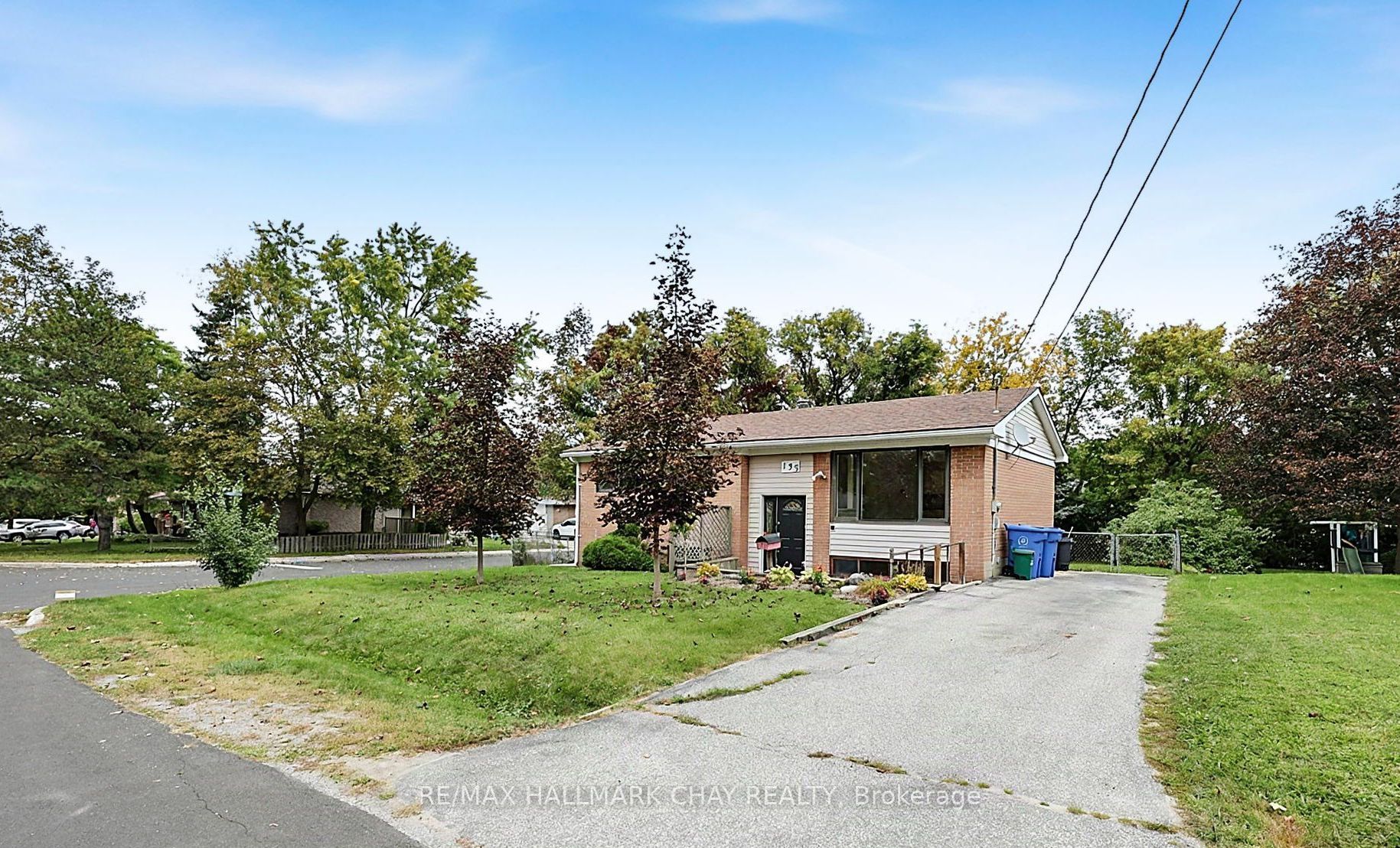 135 Peter Street Property Photo 2
