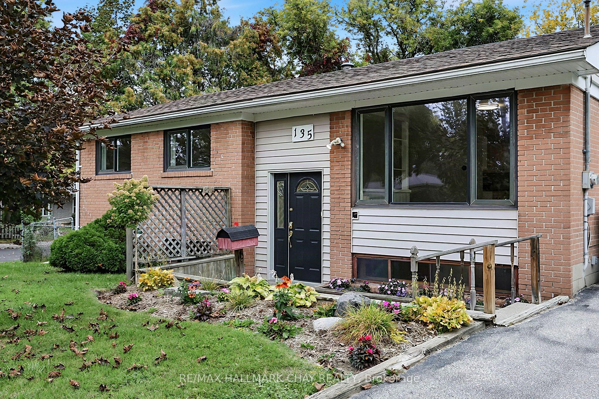 135 Peter Street Property Photo 5
