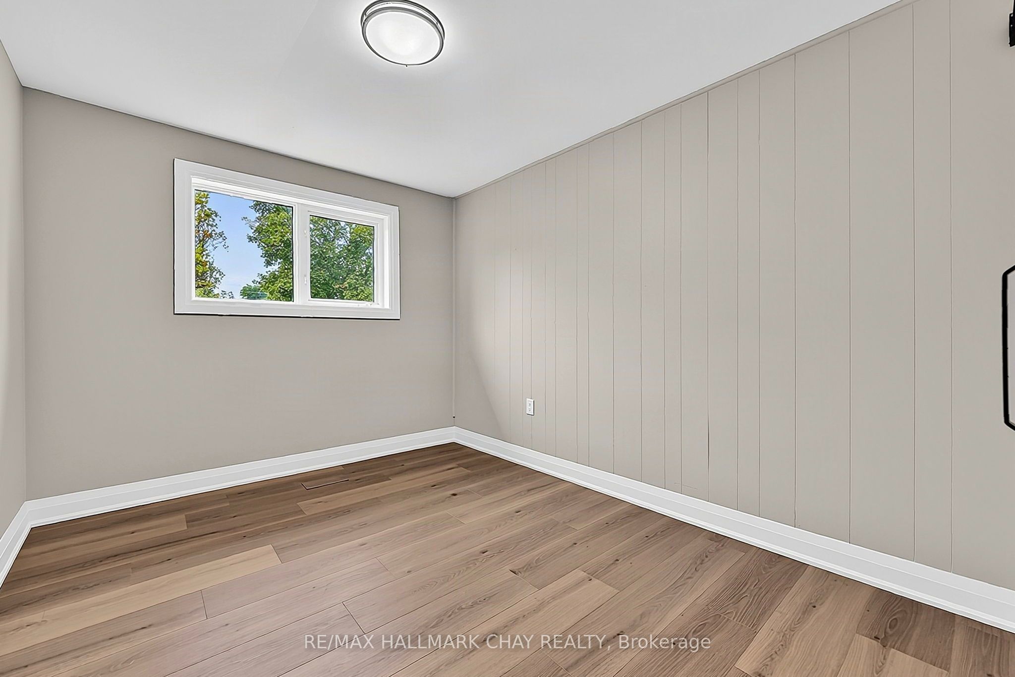 135 Peter Street Property Photo 25