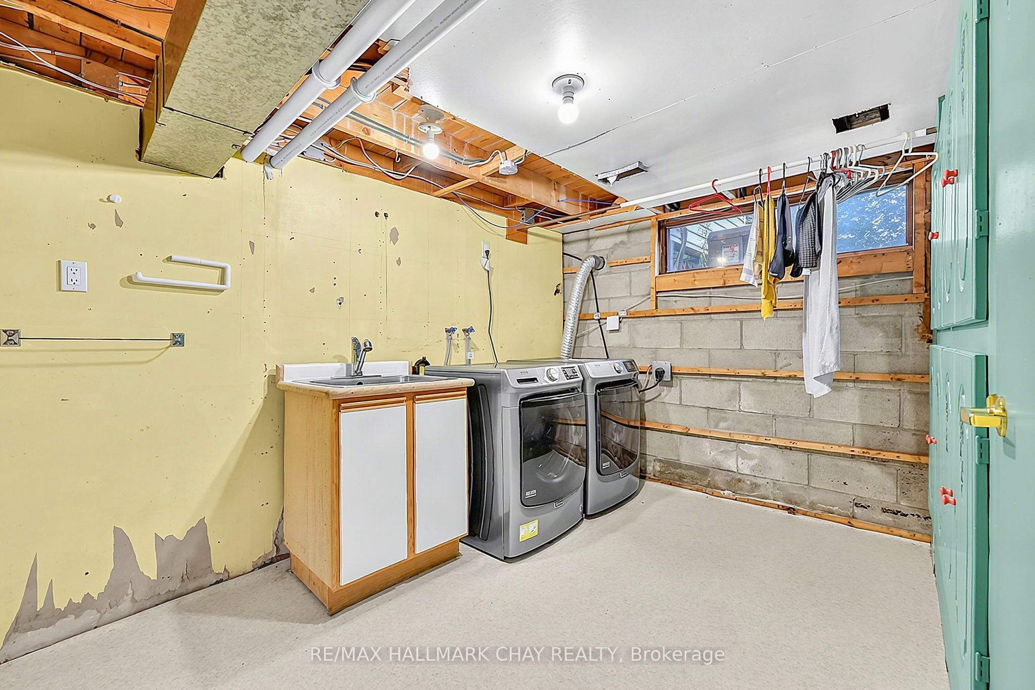 135 Peter Street Property Photo 41